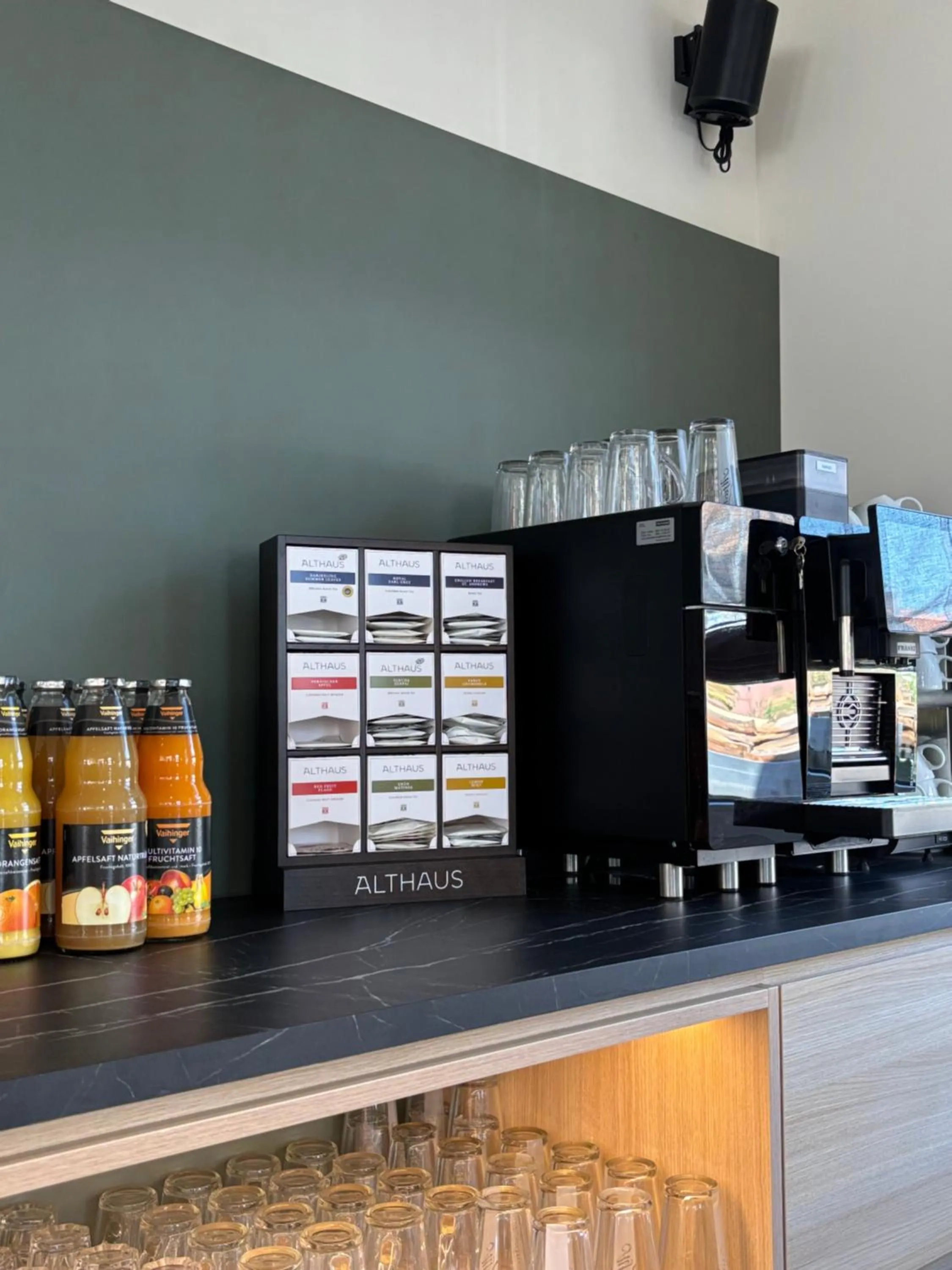 Coffee/tea facilities in Hotel am Stadthaus