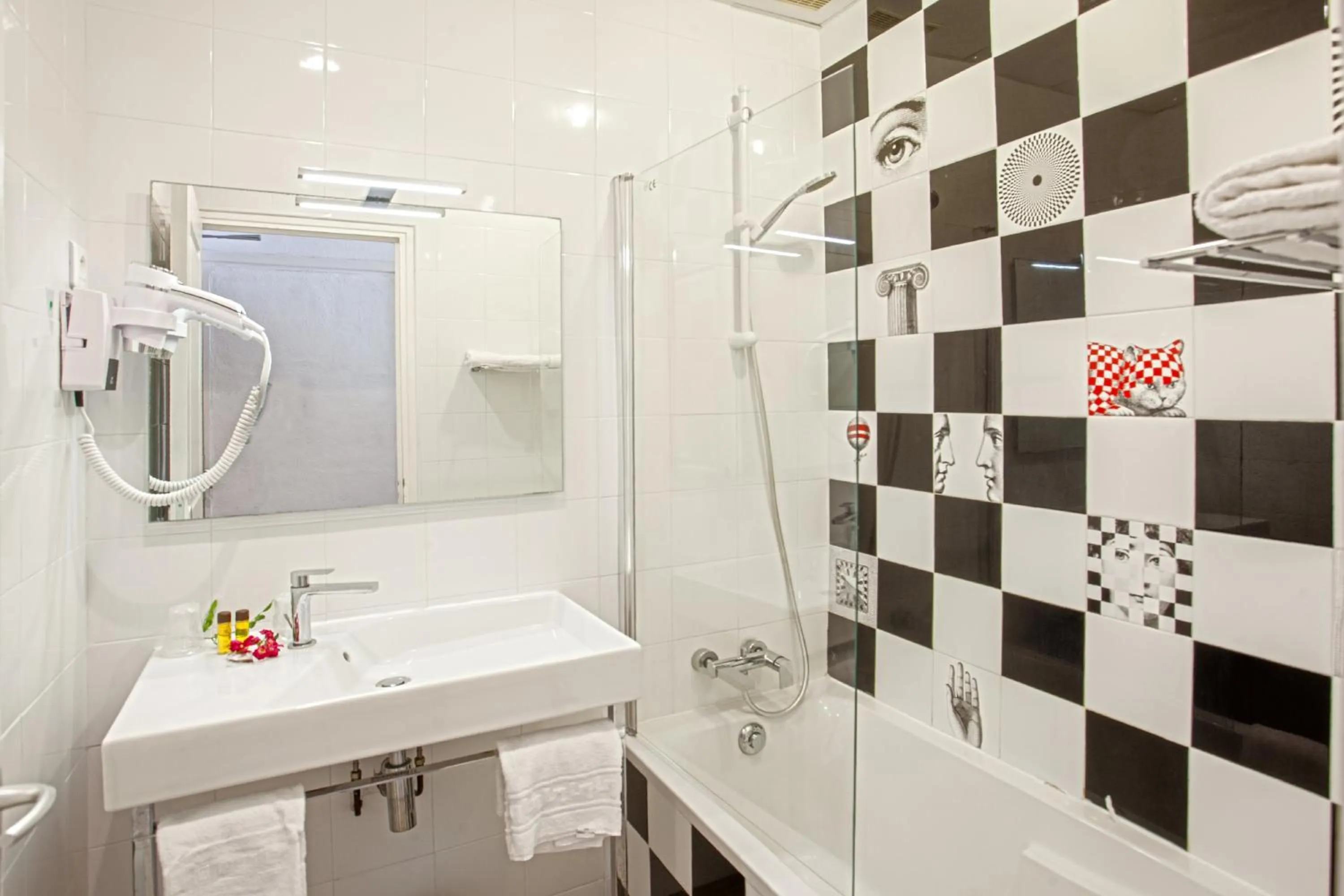 Bathroom in Hotel Kalliste