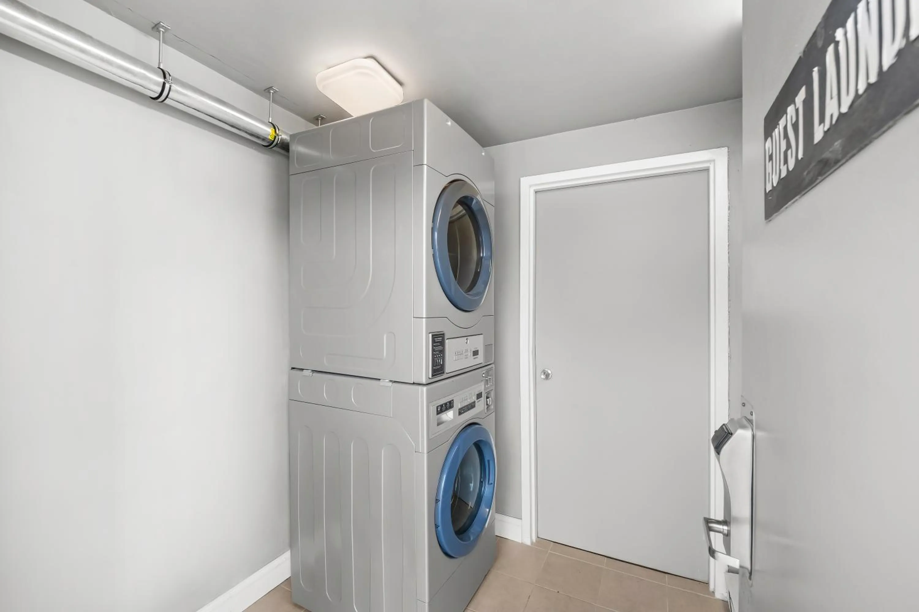 washing machine in Knights Inn Virginia Beach Lynnhaven