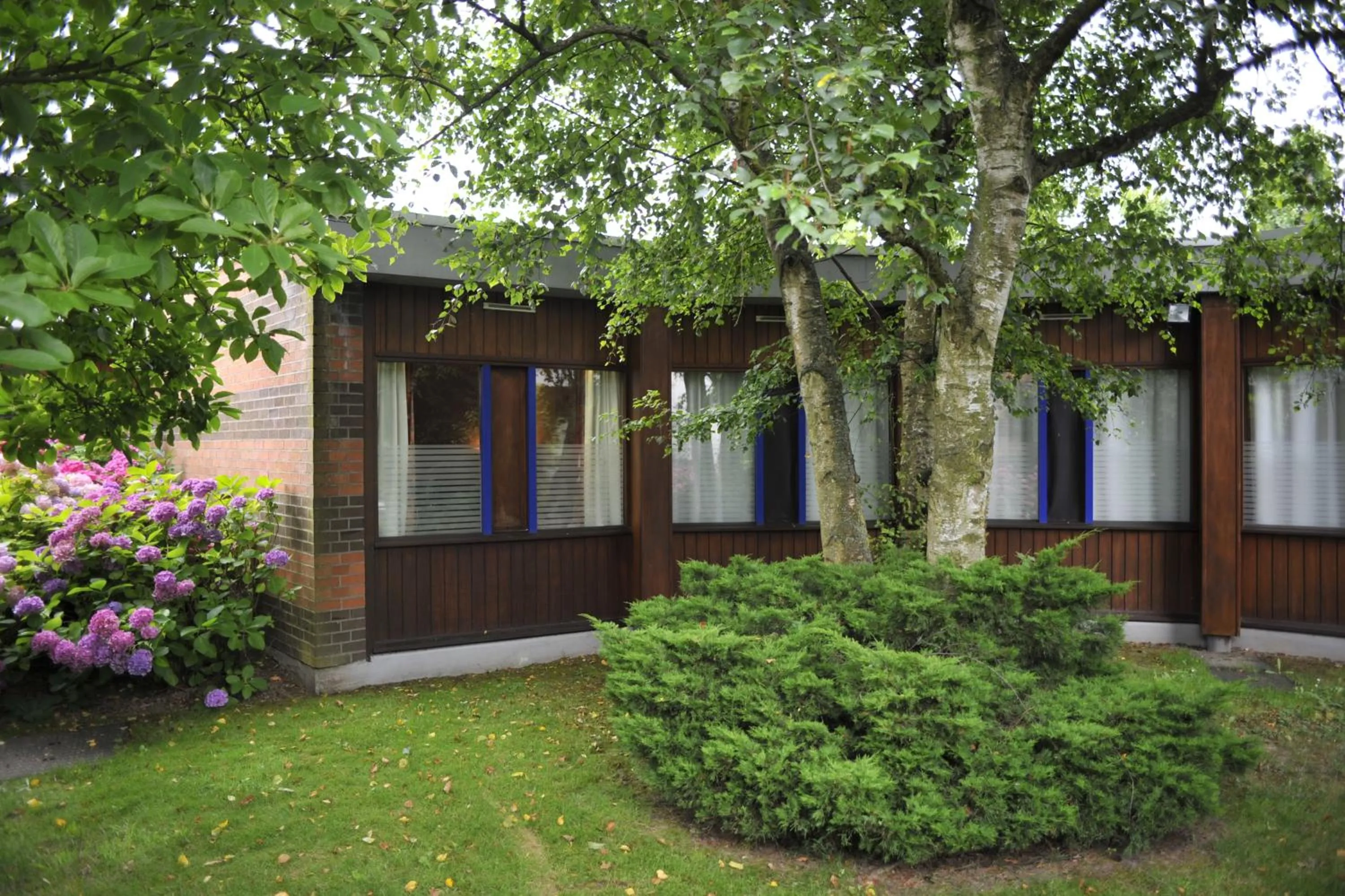Facade/entrance in Hôtel Agena