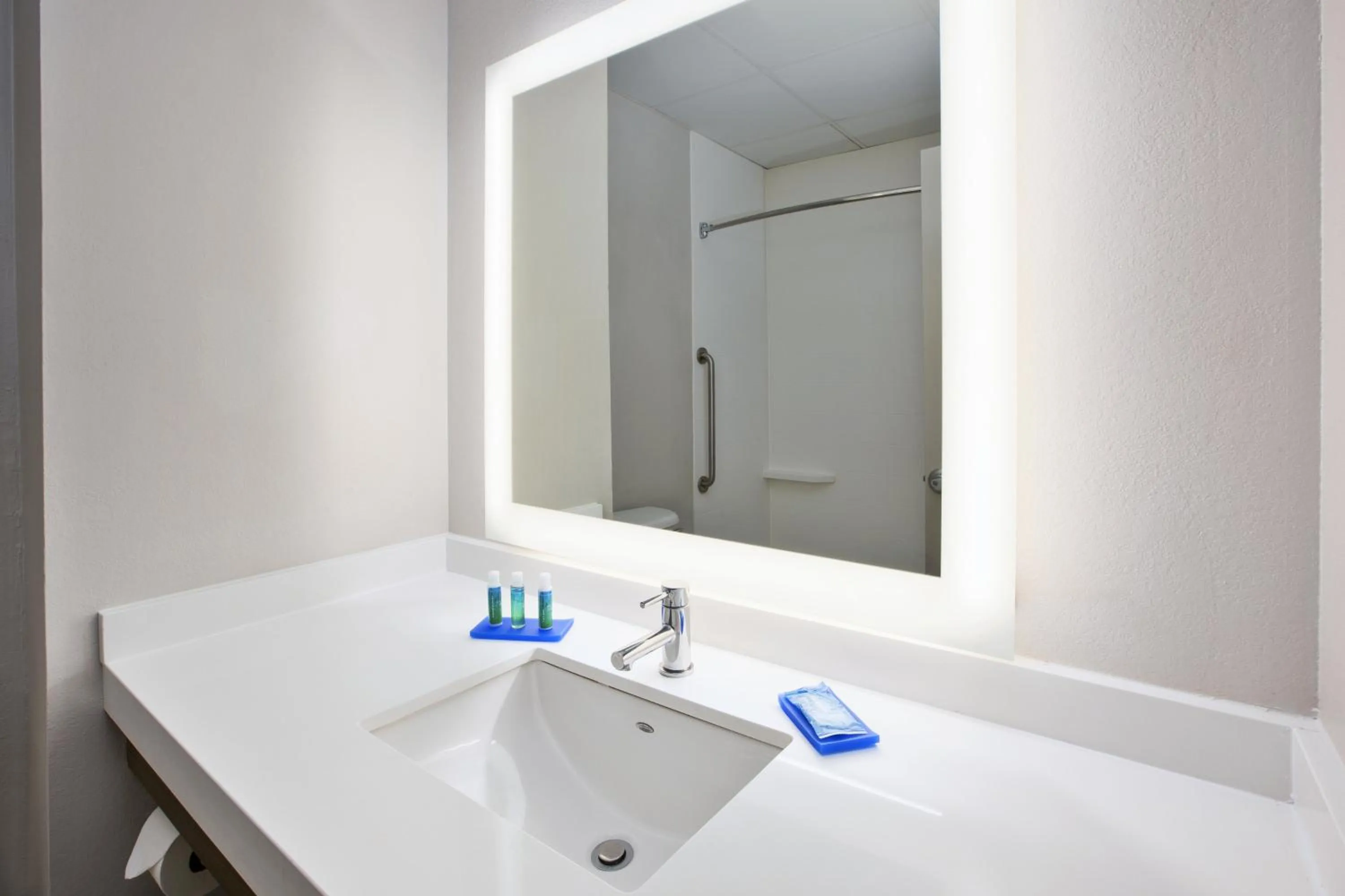 Bathroom in Holiday Inn Express Hotel & Suites Manchester Conference Center by IHG