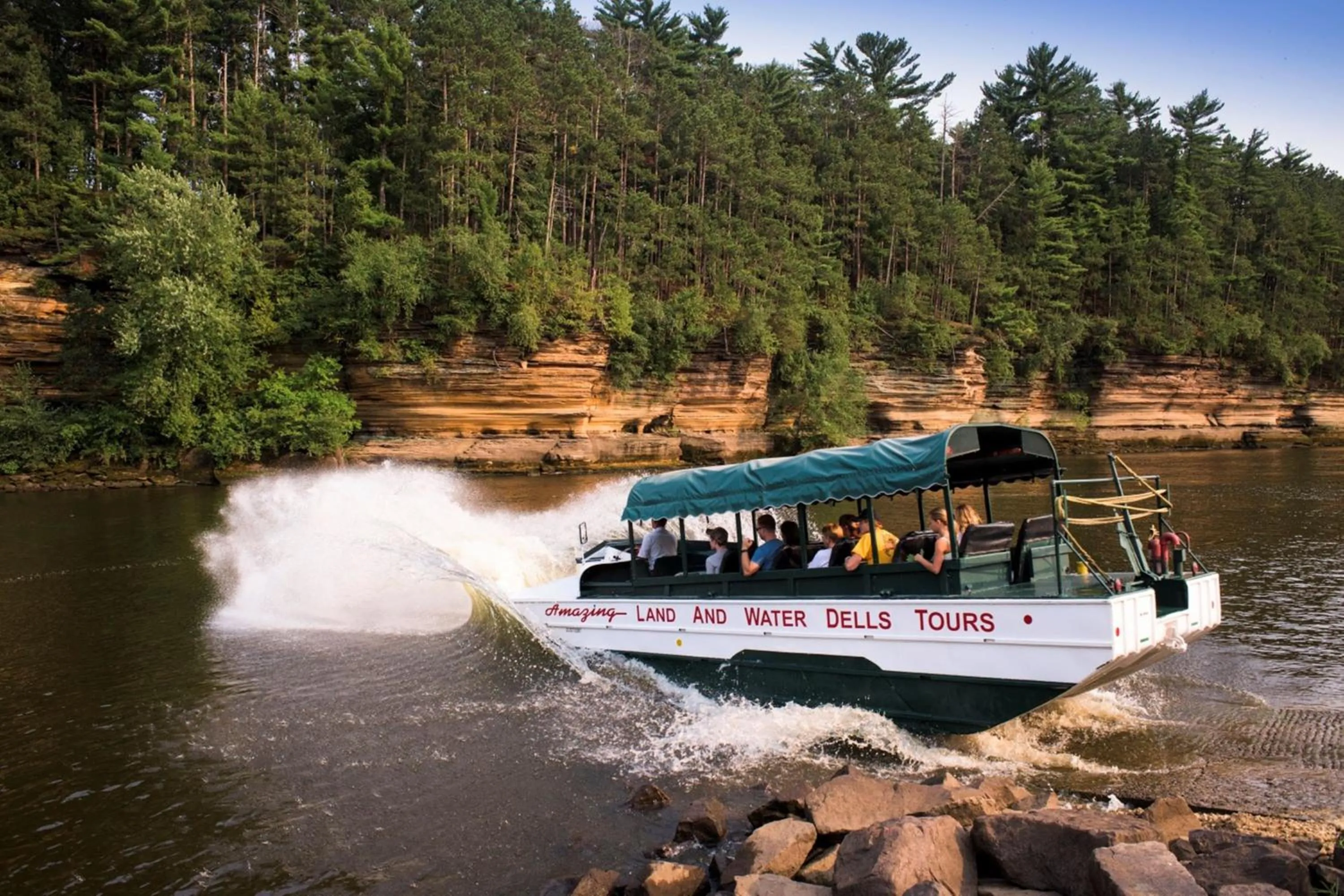 Area and facilities in Holiday Inn Express Wisconsin Dells by IHG