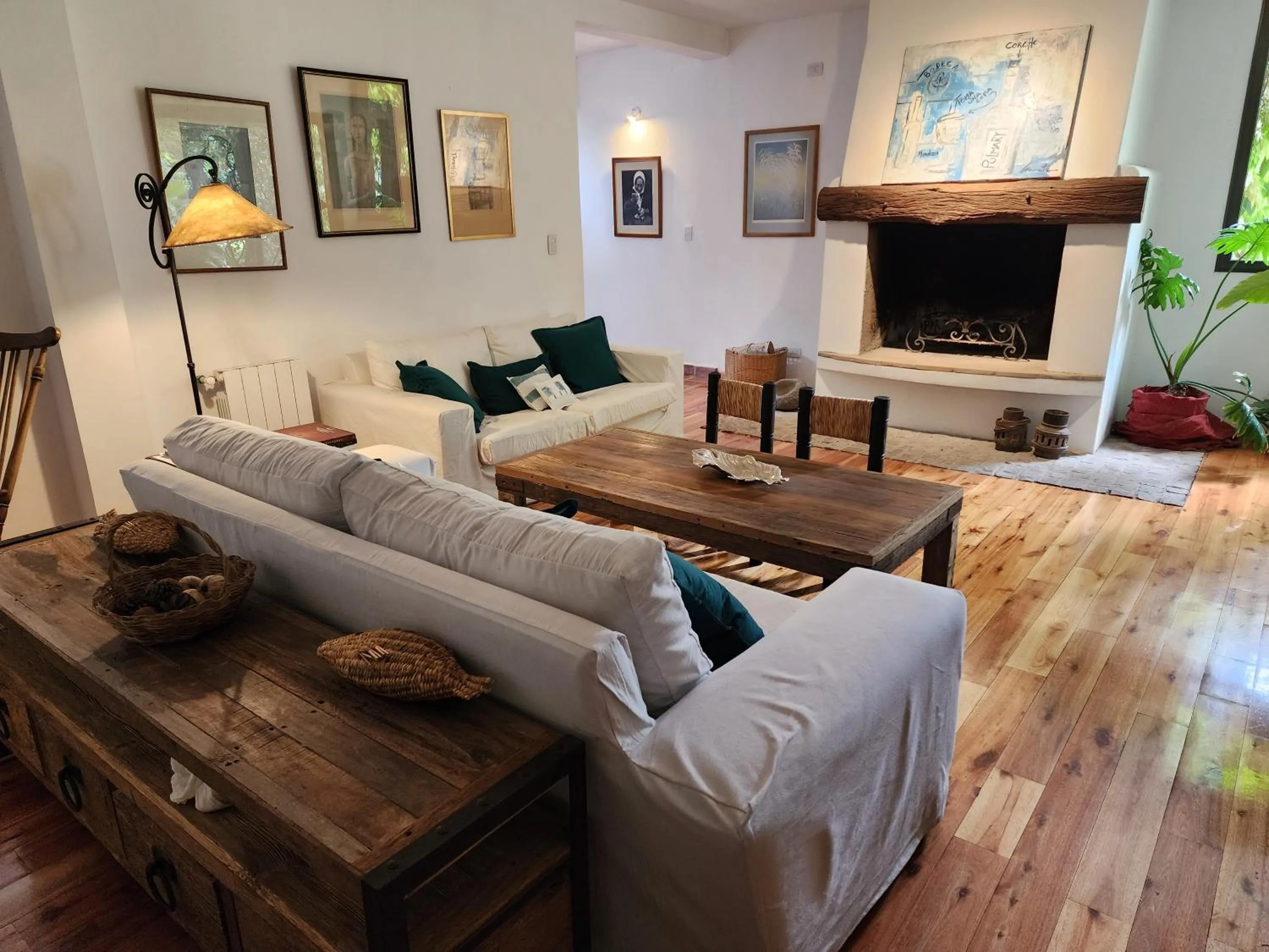 Communal lounge/ TV room in Casa Lopez