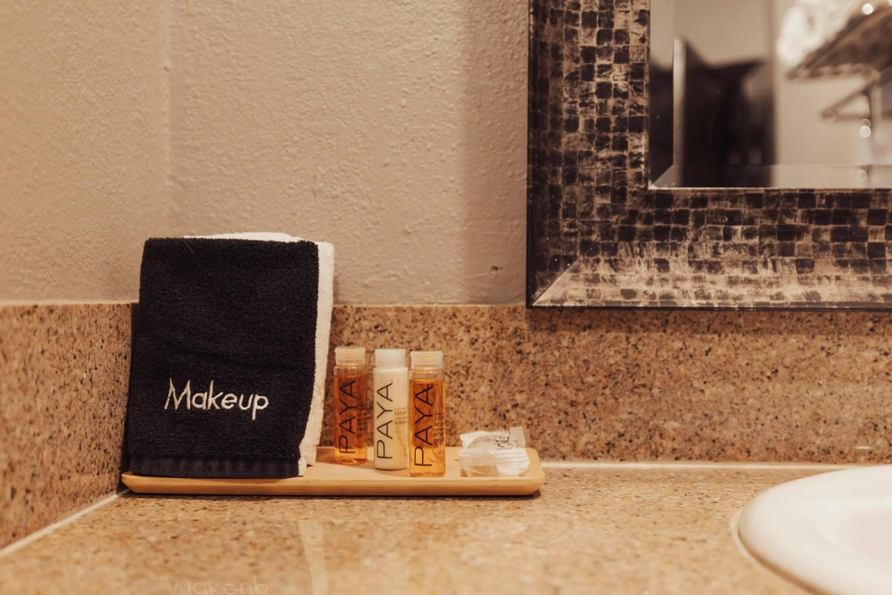 Bathroom in The Dixie Hollywood