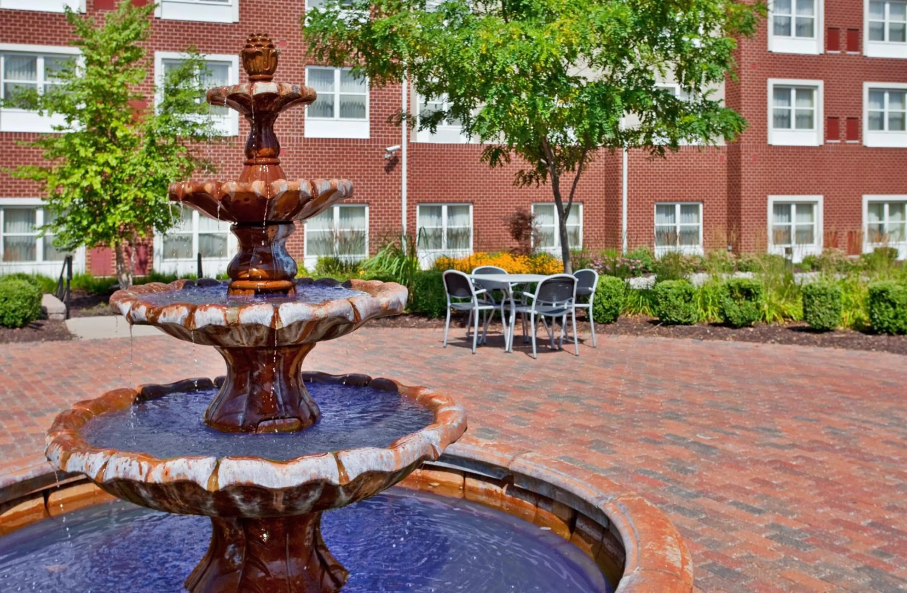 Lobby or reception in Holiday Inn Express Hotel & Suites St. Louis West-O'Fallon by IHG