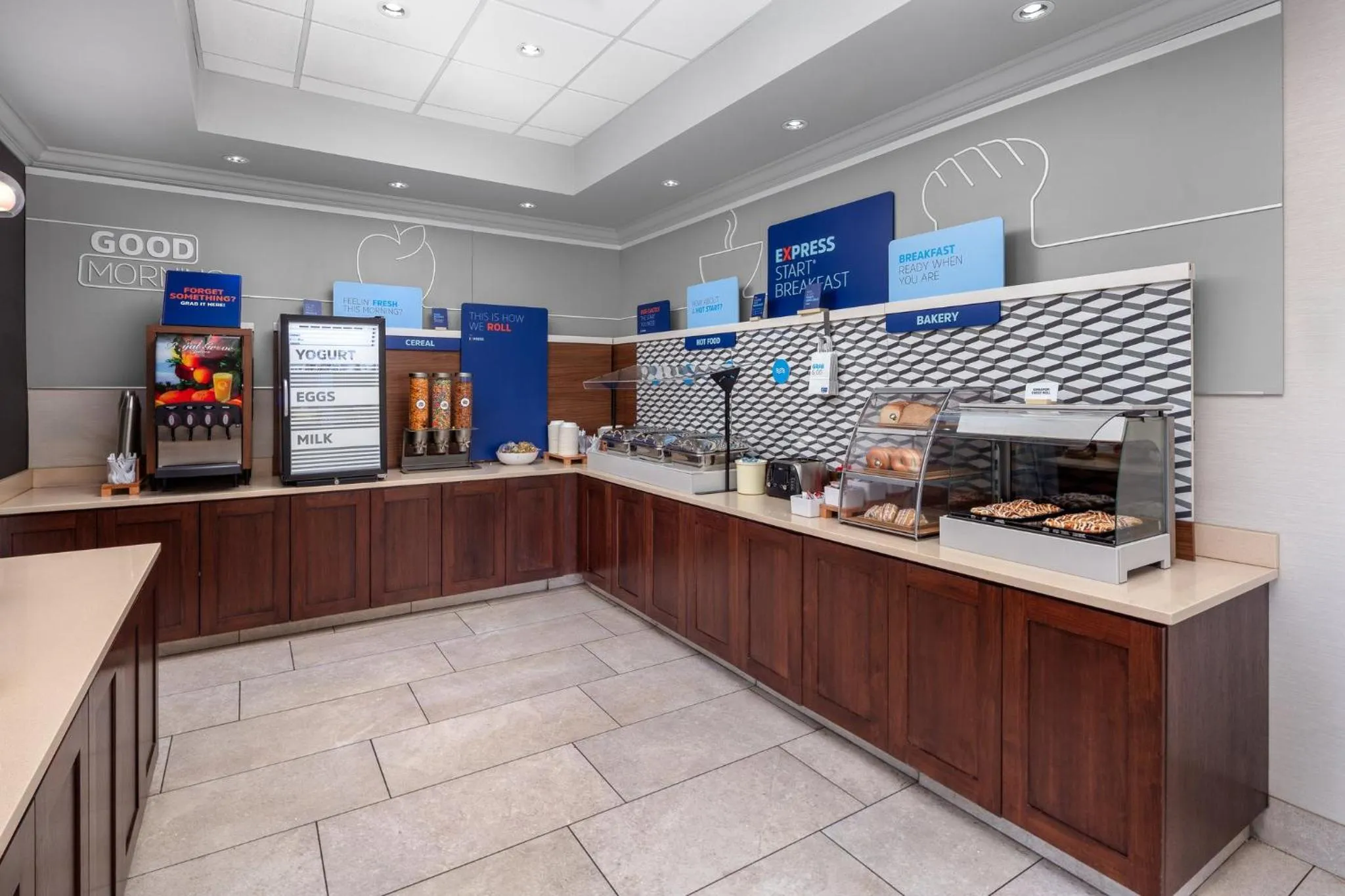 Breakfast in Holiday Inn Express Hotel & Suites St. Louis West-O'Fallon by IHG