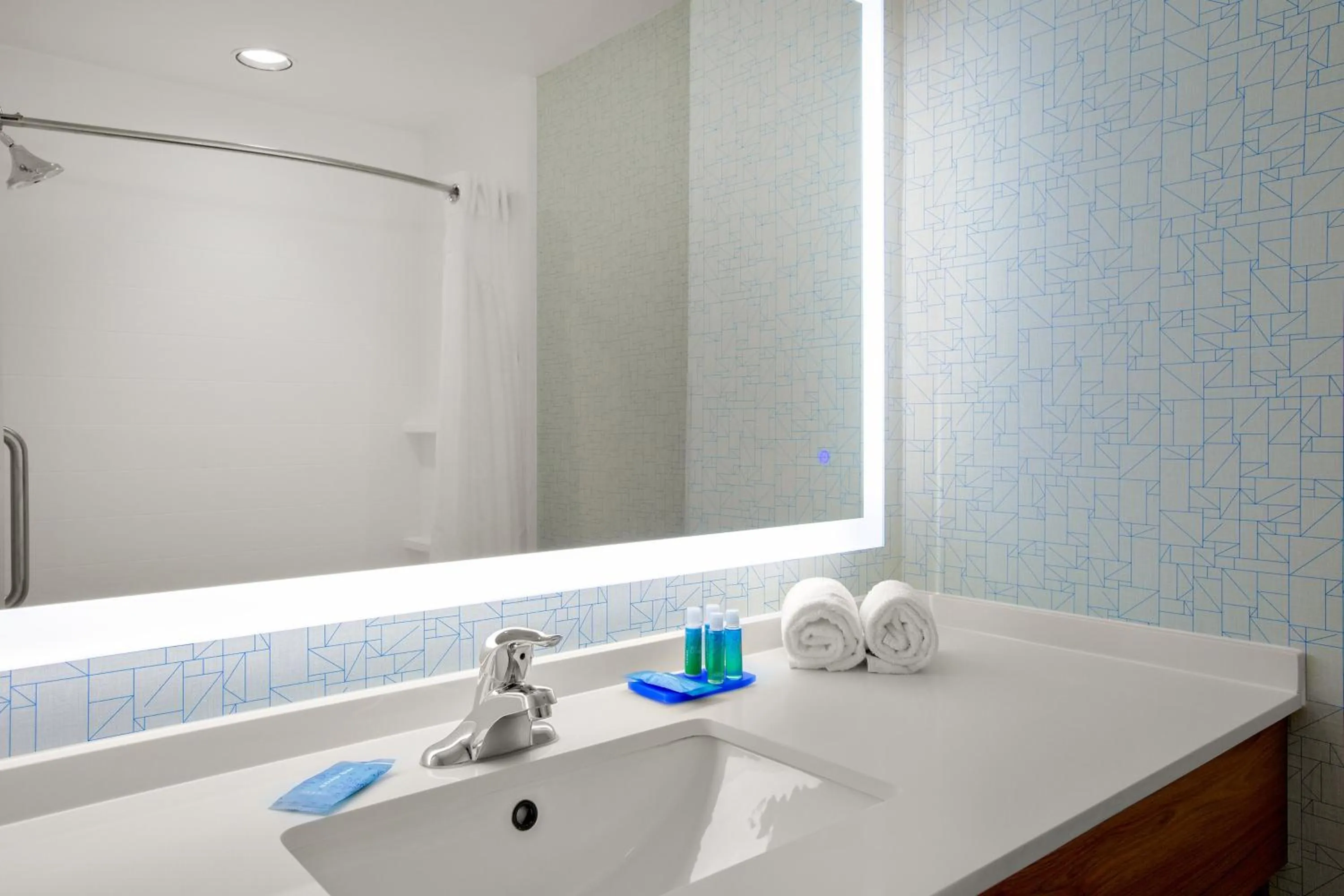 Bathroom in Holiday Inn Express Hotel & Suites Ontario by IHG
