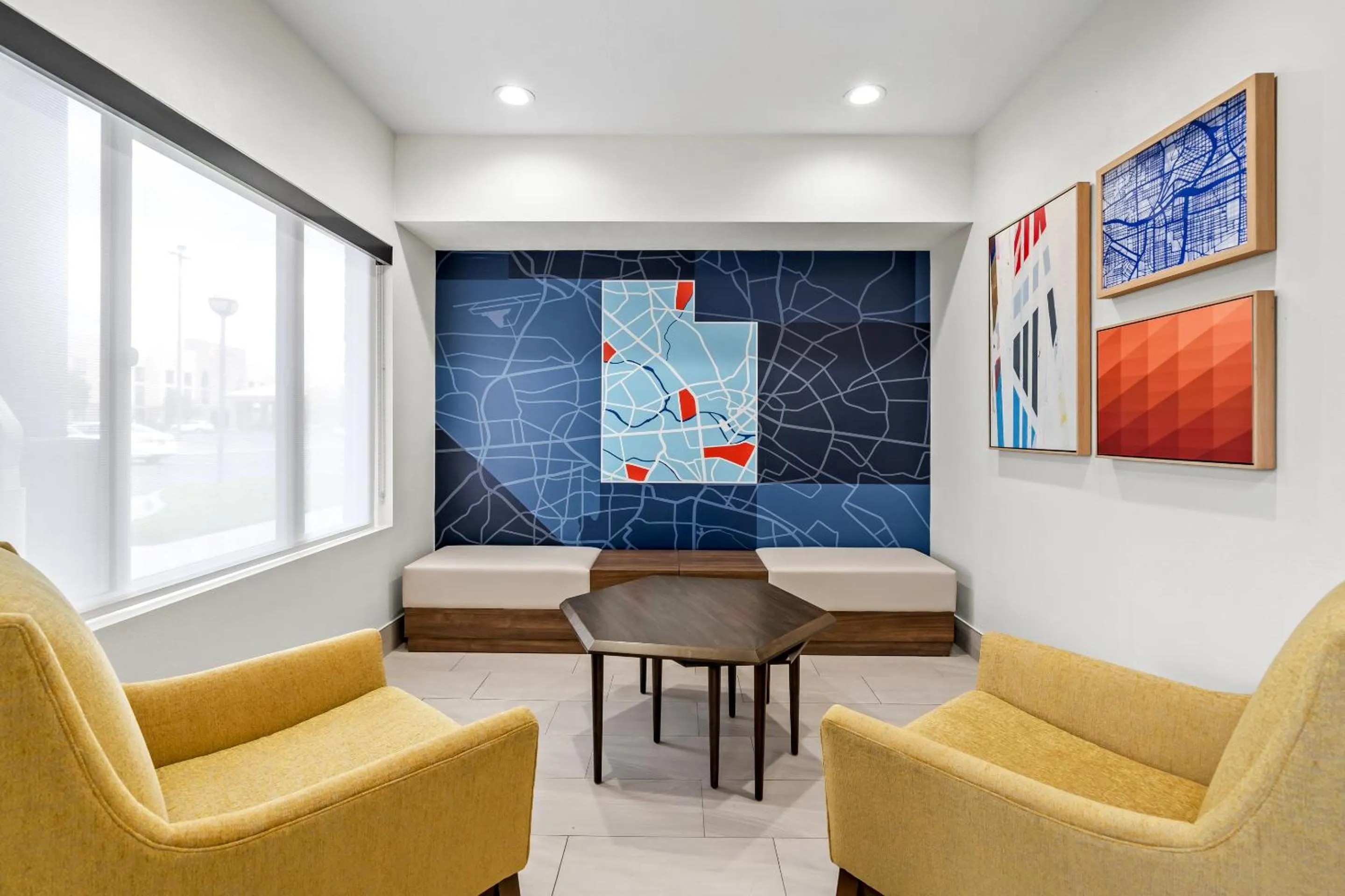 Property building in Holiday Inn Express Ogden by IHG