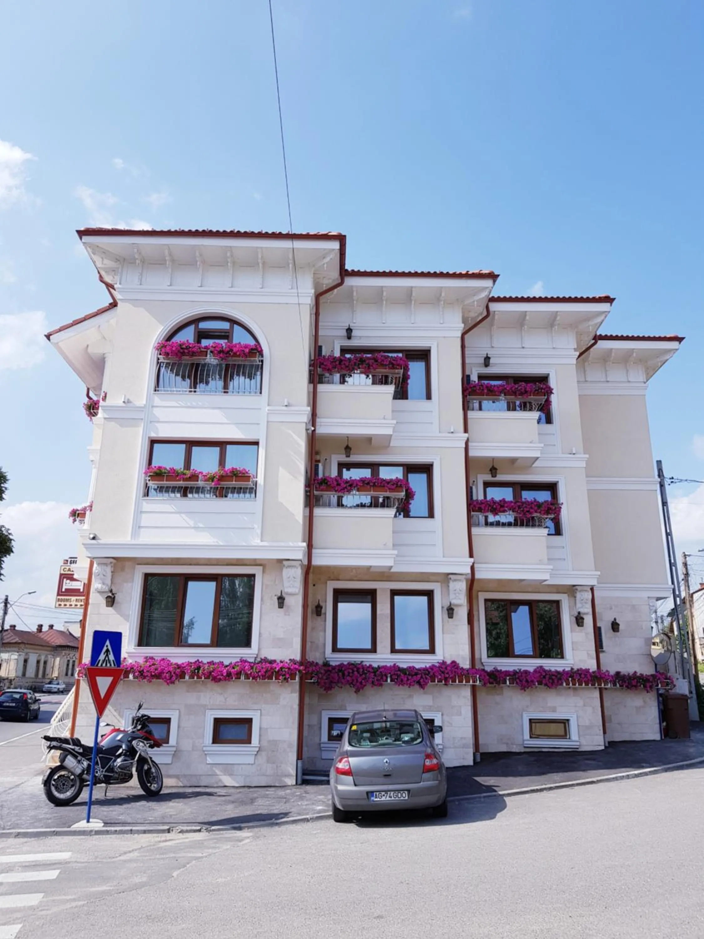 Facade/entrance in Pensiunea Geostar