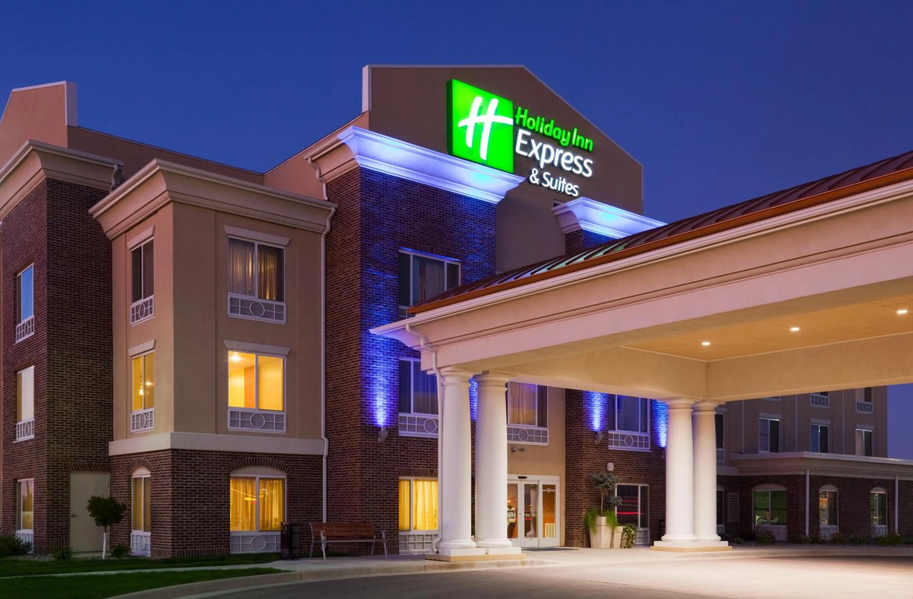 Property building in Holiday Inn Express Hotel & Suites Minot South by IHG