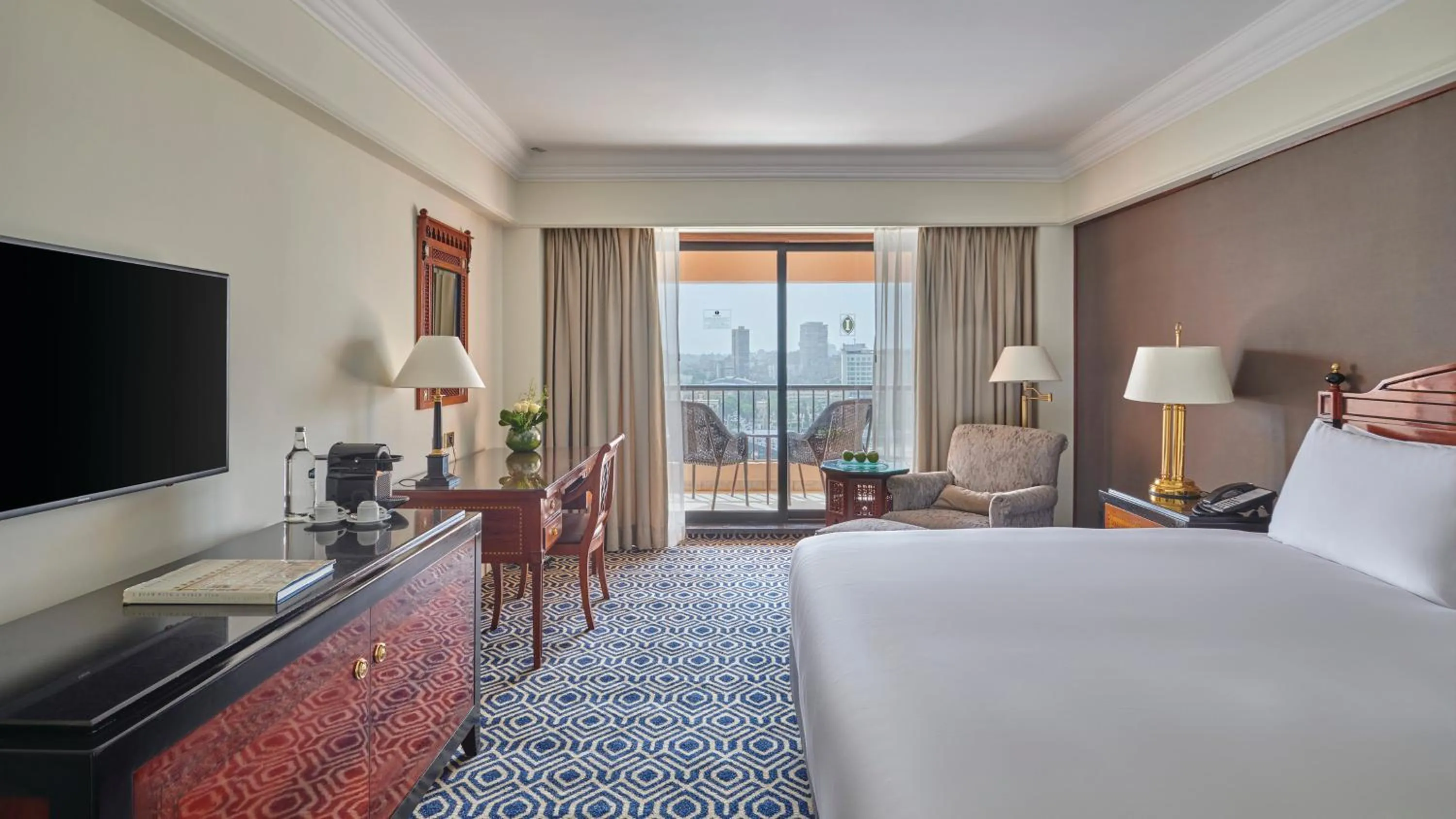 Photo of the whole room, Bed in InterContinental Cairo Semiramis by IHG
