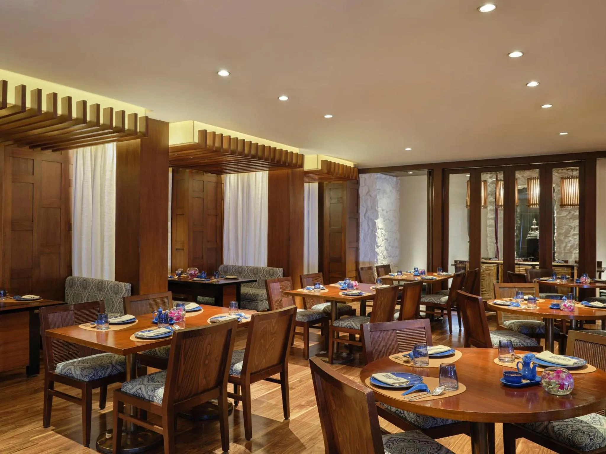 Restaurant/places to eat in InterContinental Cairo Semiramis by IHG