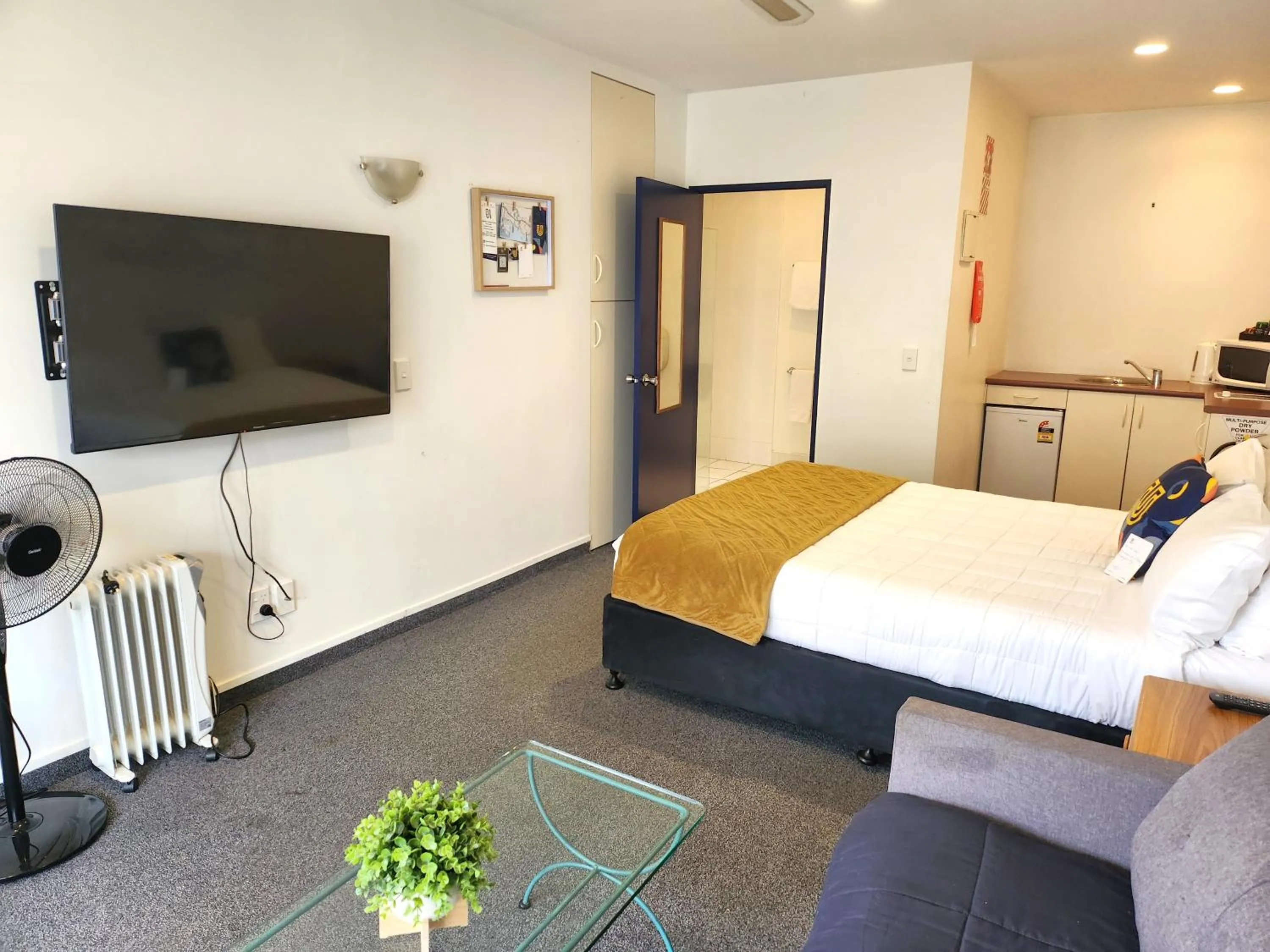 Bed in U Studios Paraparaumu Beach