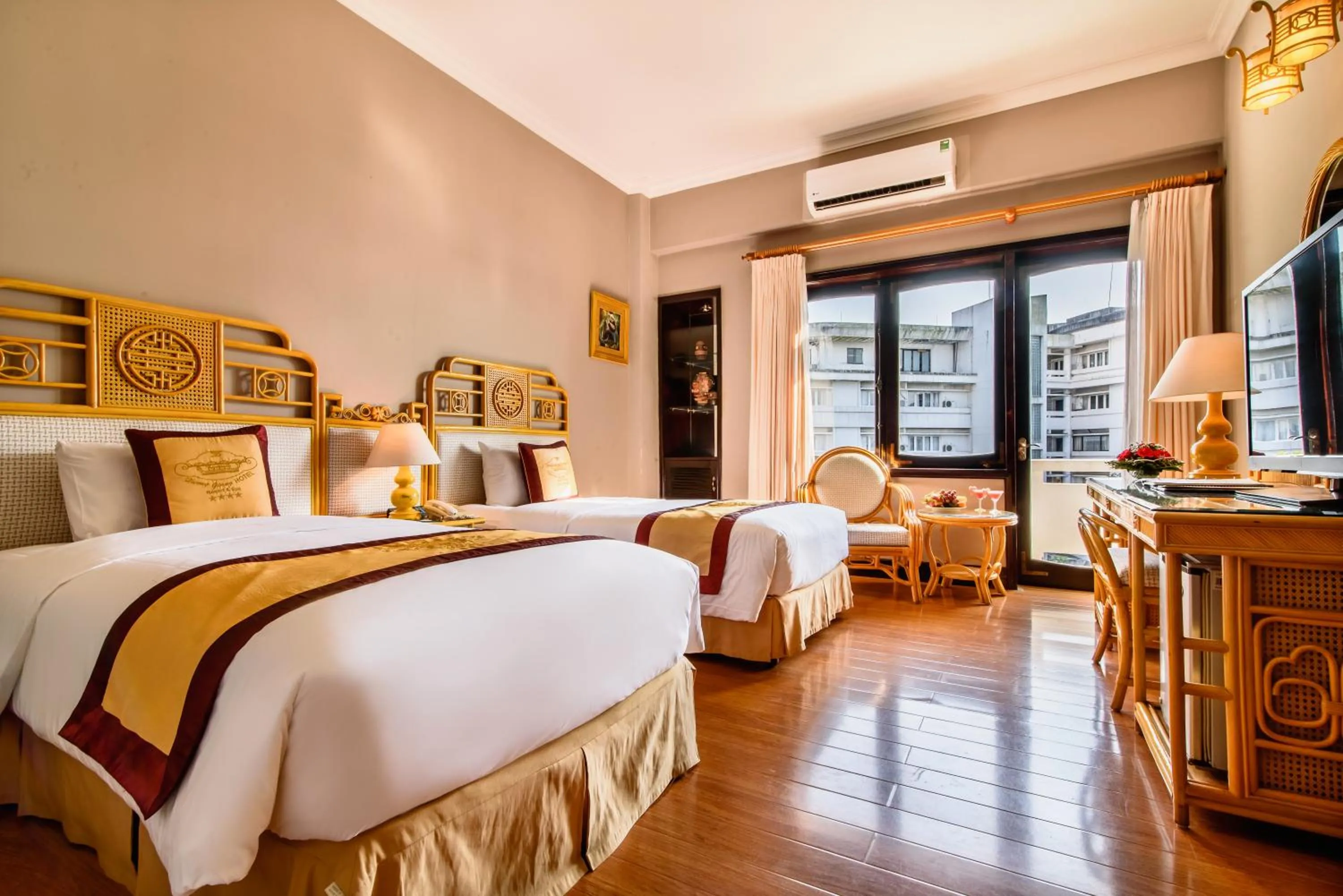 Garden view, Bed in Huong Giang Hotel Resort & Spa