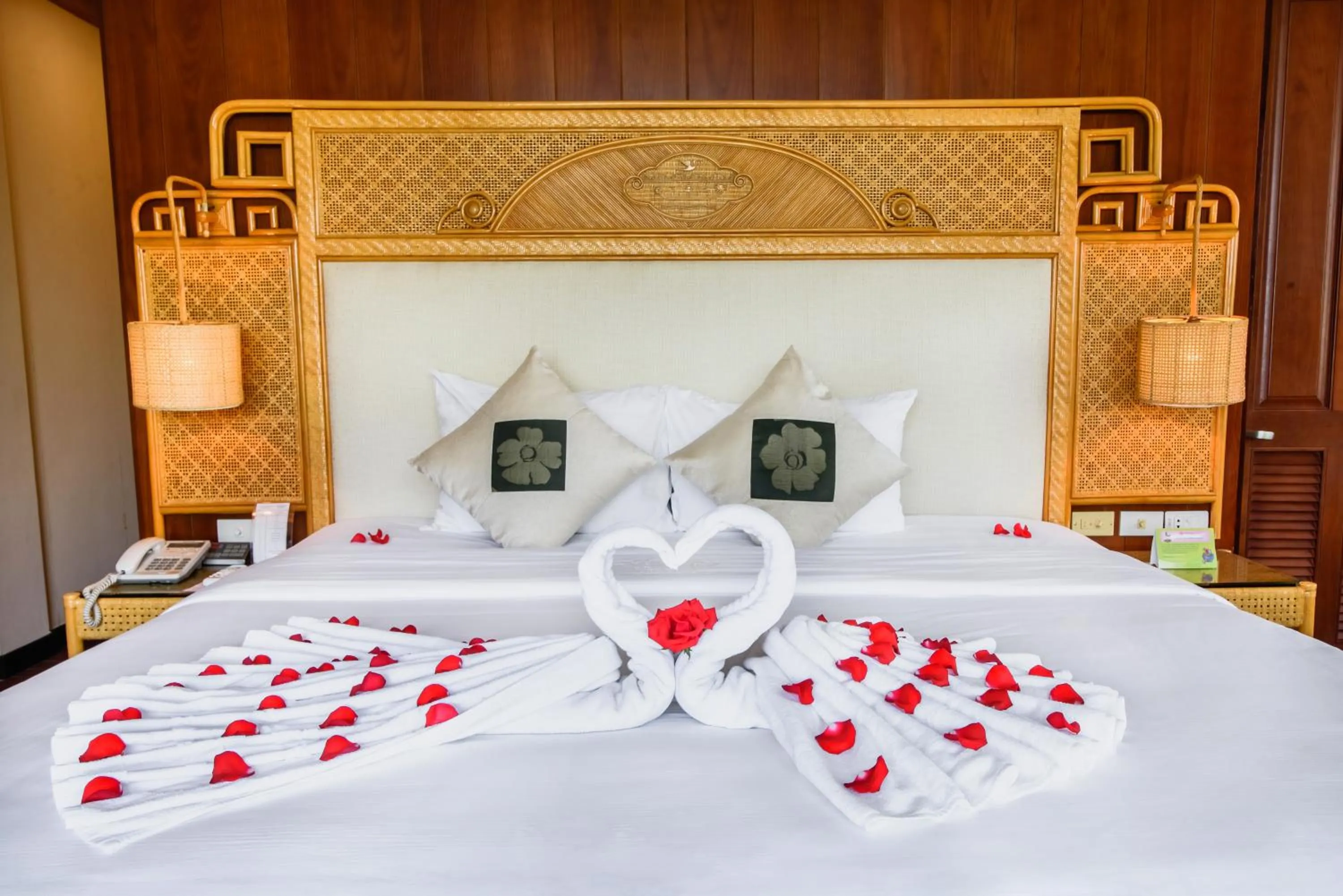 Bedroom, Bed in Huong Giang Hotel Resort & Spa