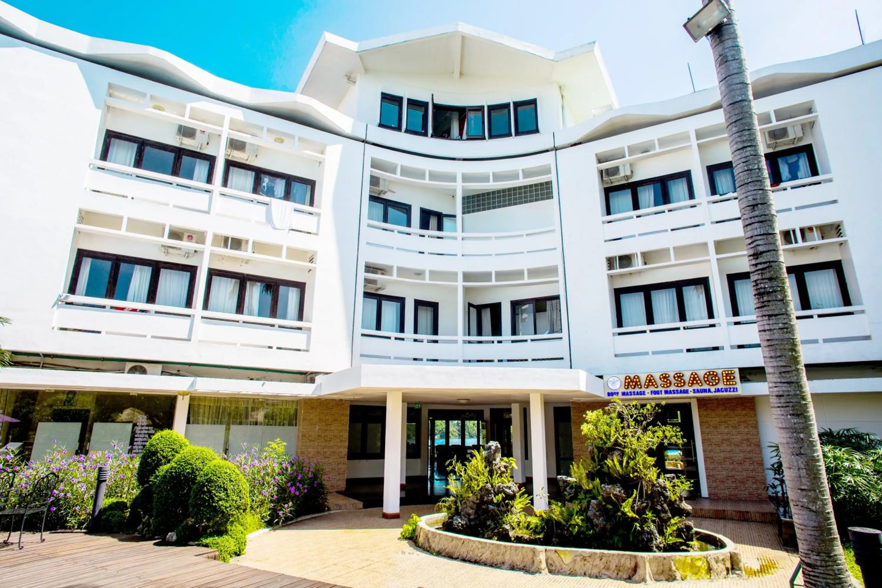 Massage in Huong Giang Hotel Resort & Spa