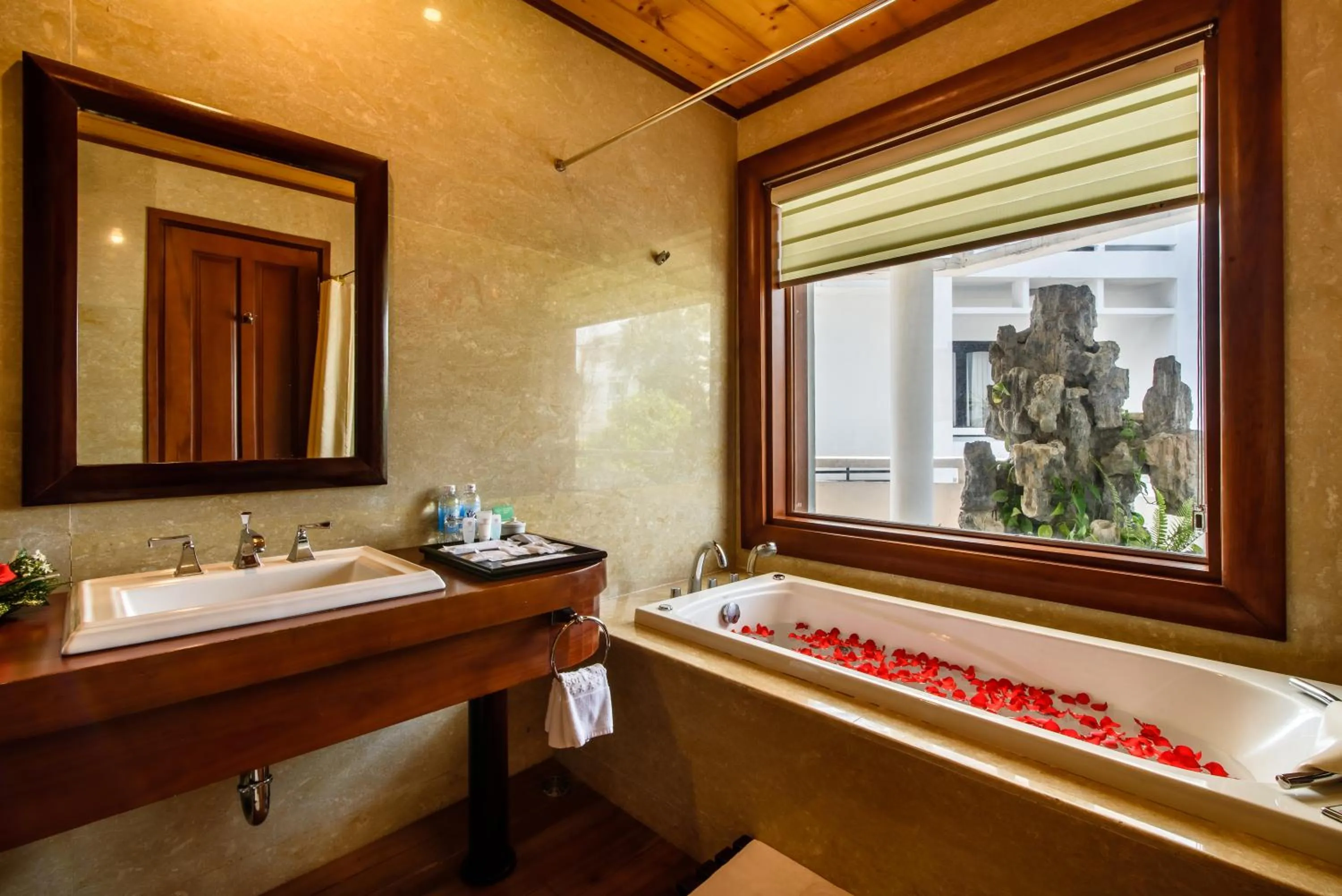 Bathroom in Huong Giang Hotel Resort & Spa