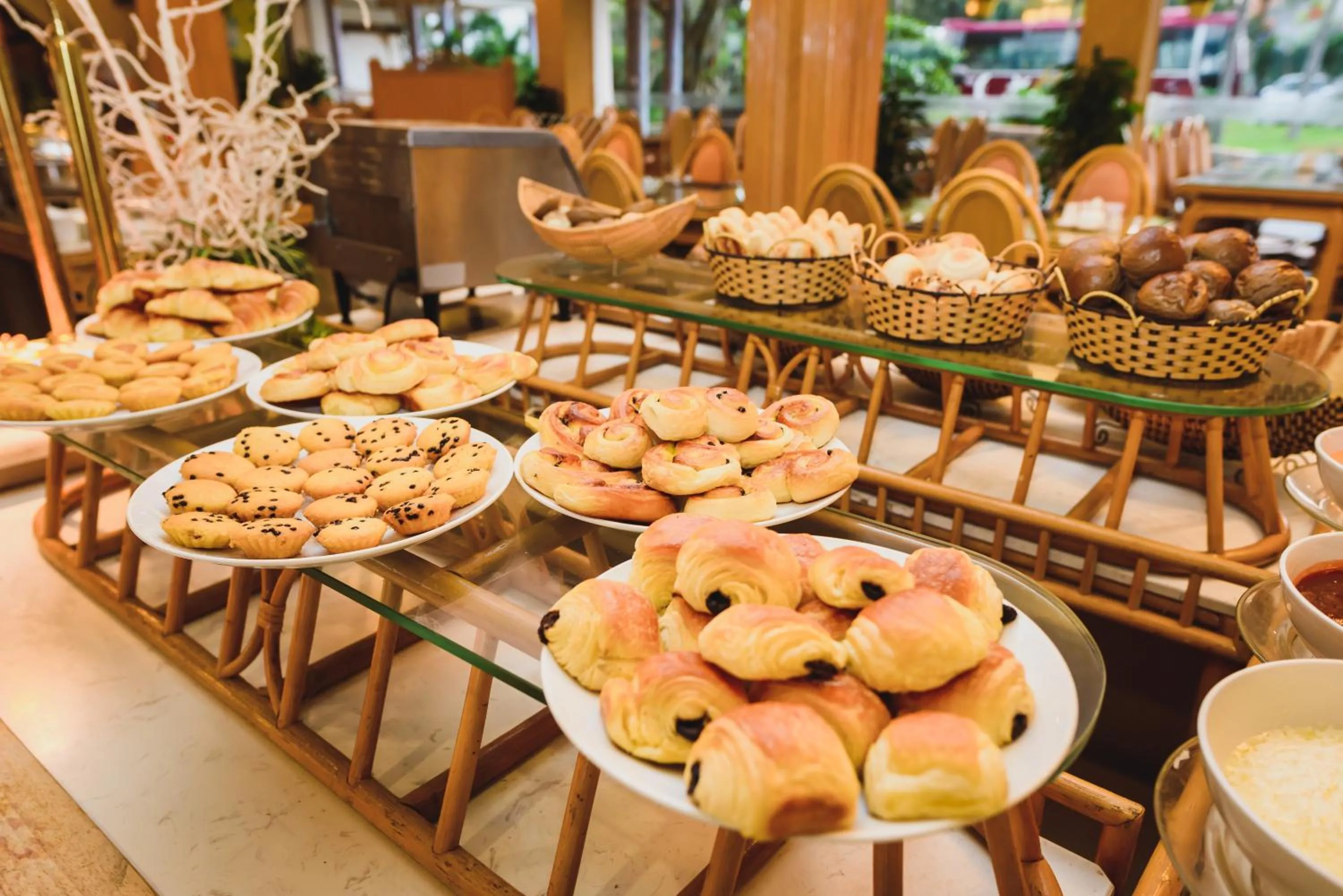 Buffet breakfast in Huong Giang Hotel Resort & Spa