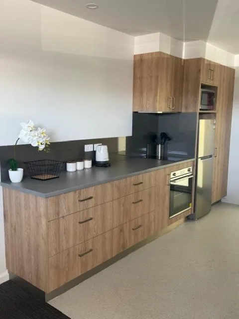 Brighton Hotel Motel