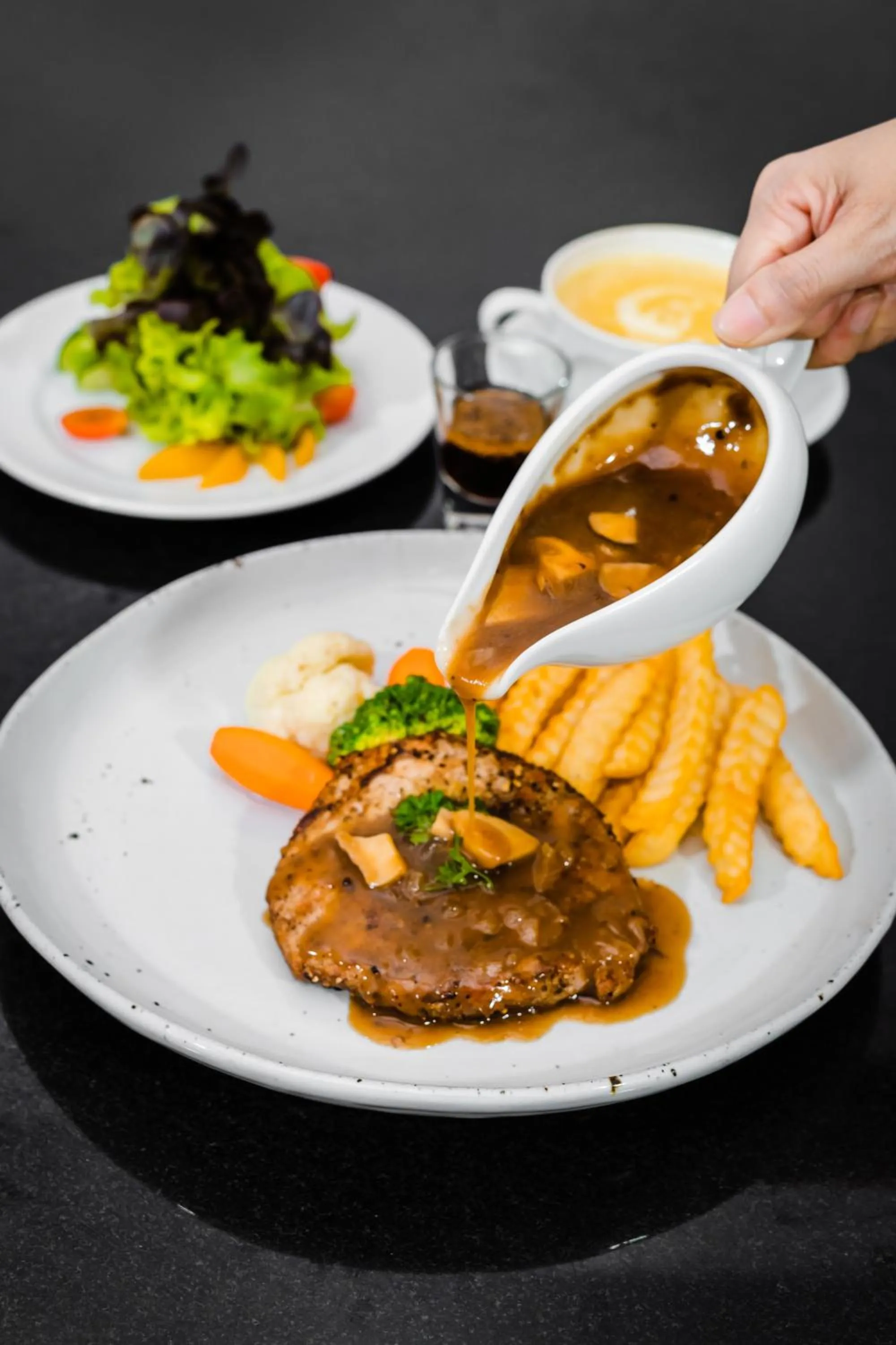 Restaurant/places to eat in Eurana Boutique Hotel