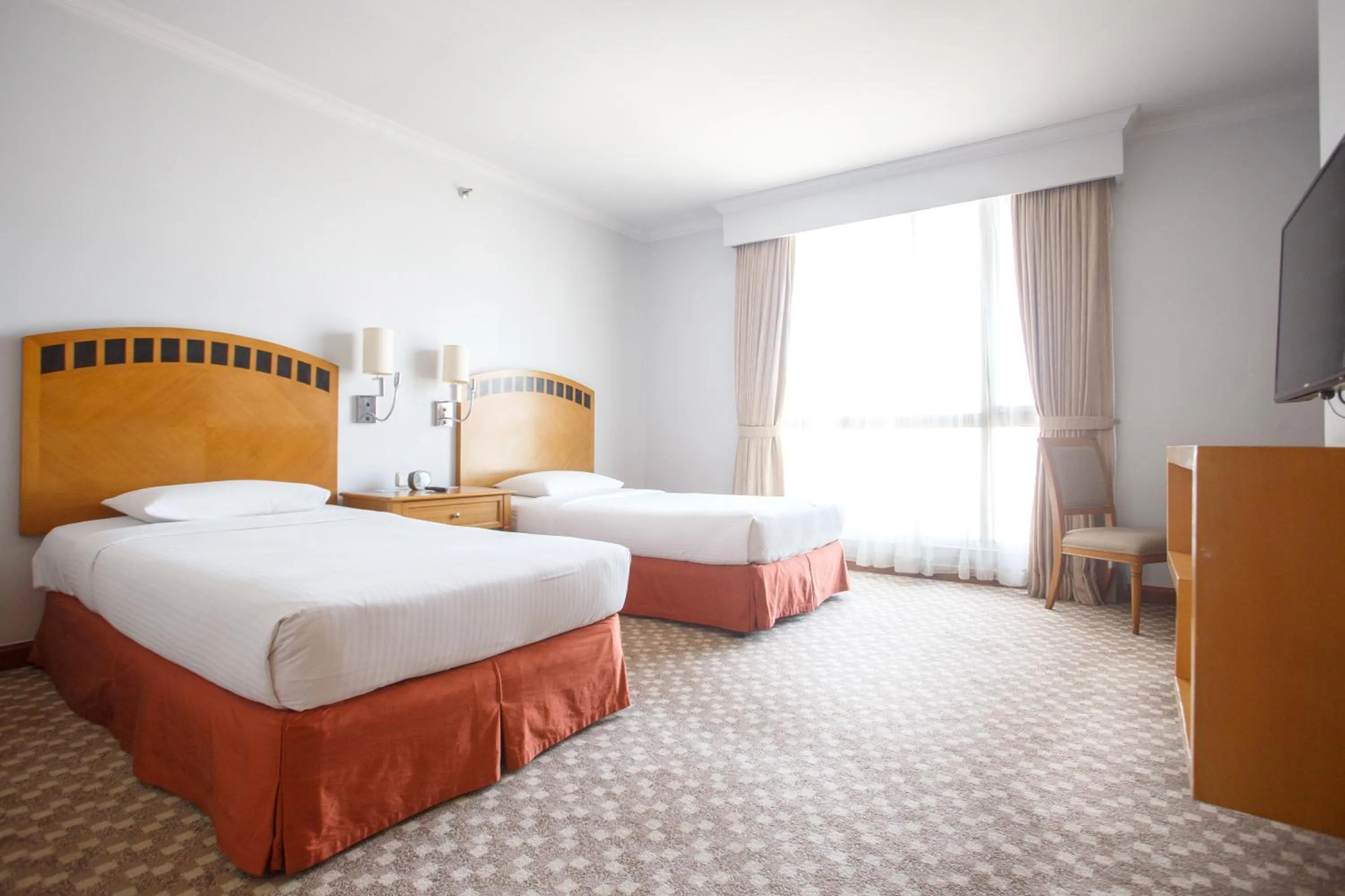 Bedroom, Bed in The Linden Suites