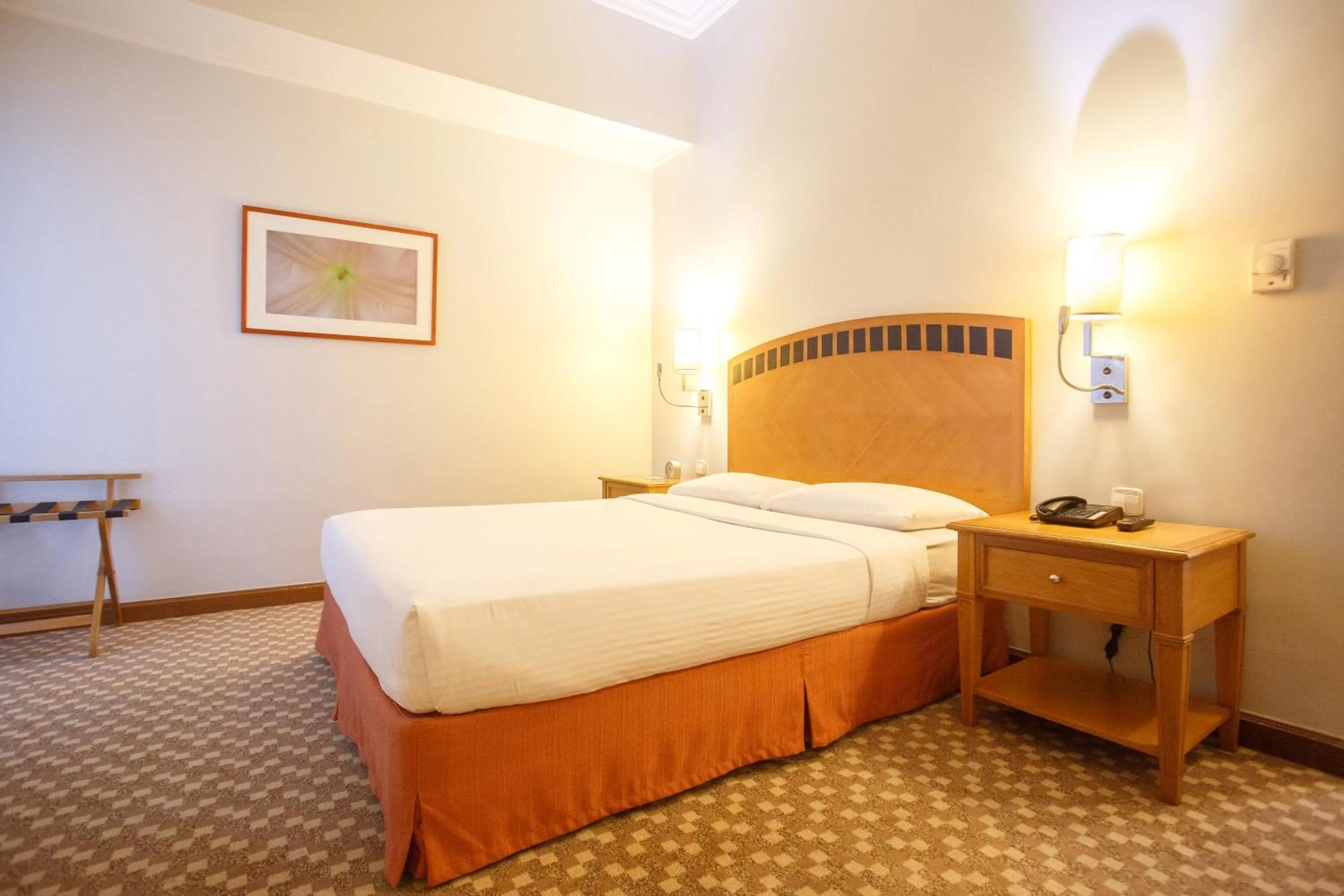 Bedroom, Bed in The Linden Suites