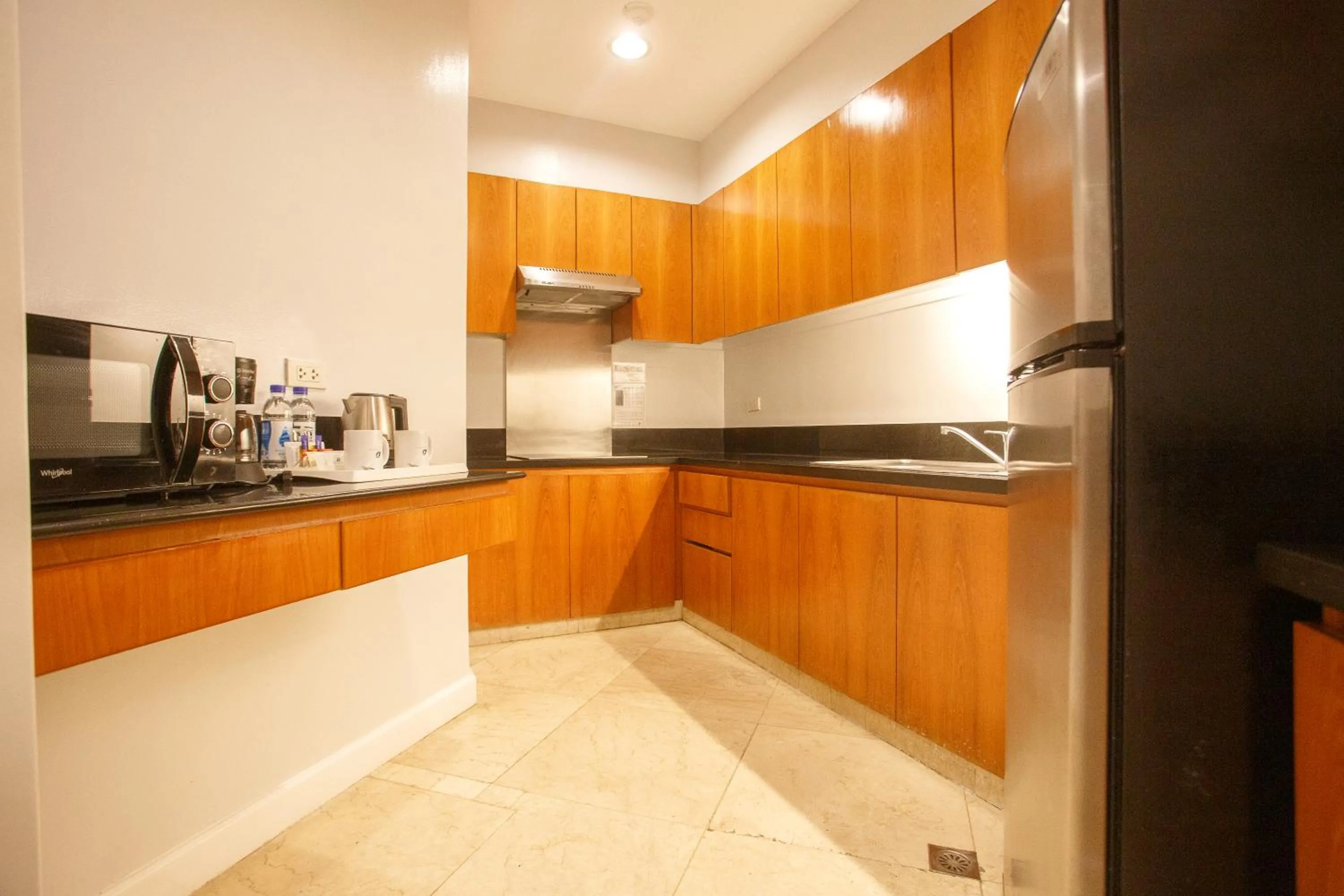 Kitchen or kitchenette in The Linden Suites