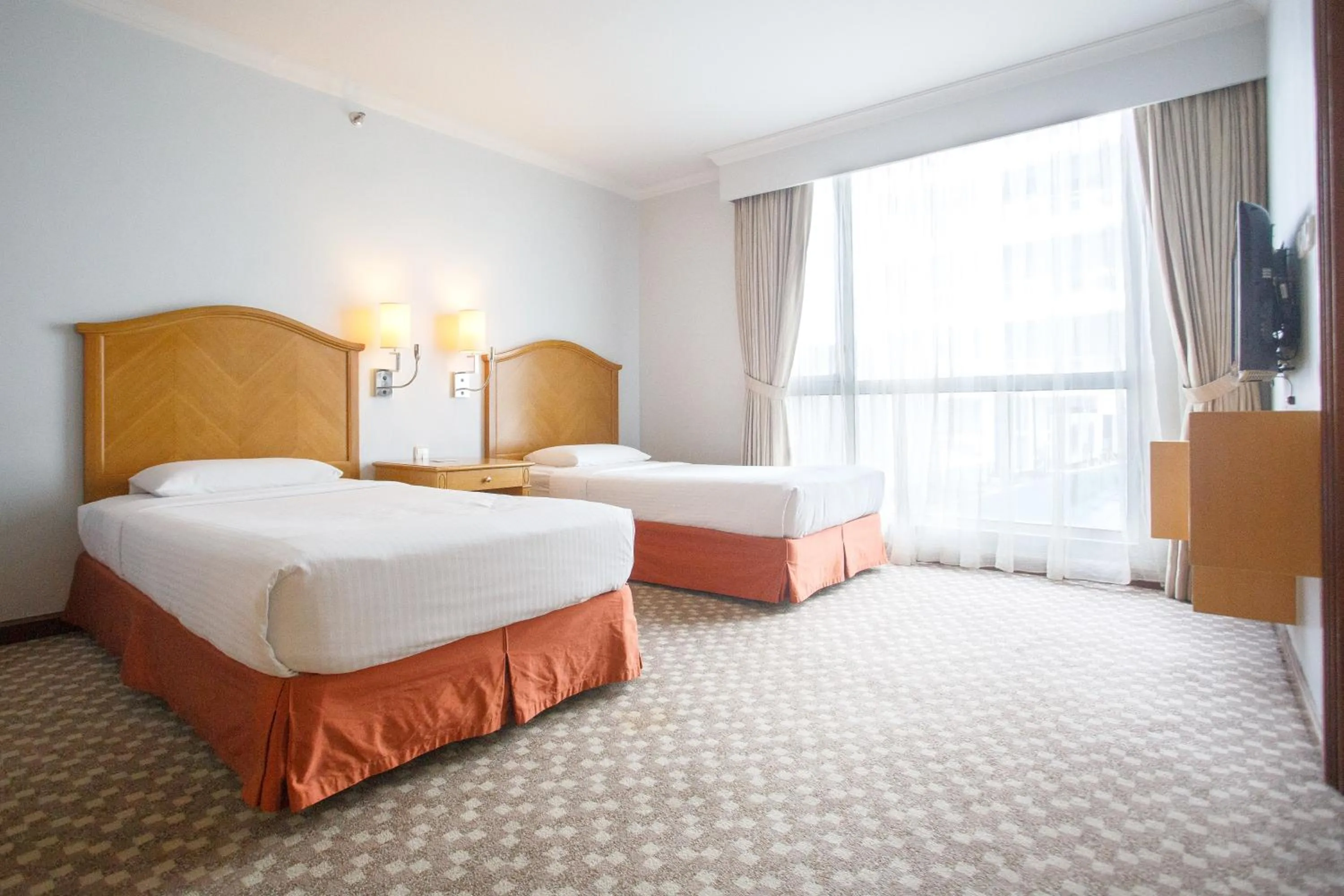 Bedroom, Bed in The Linden Suites