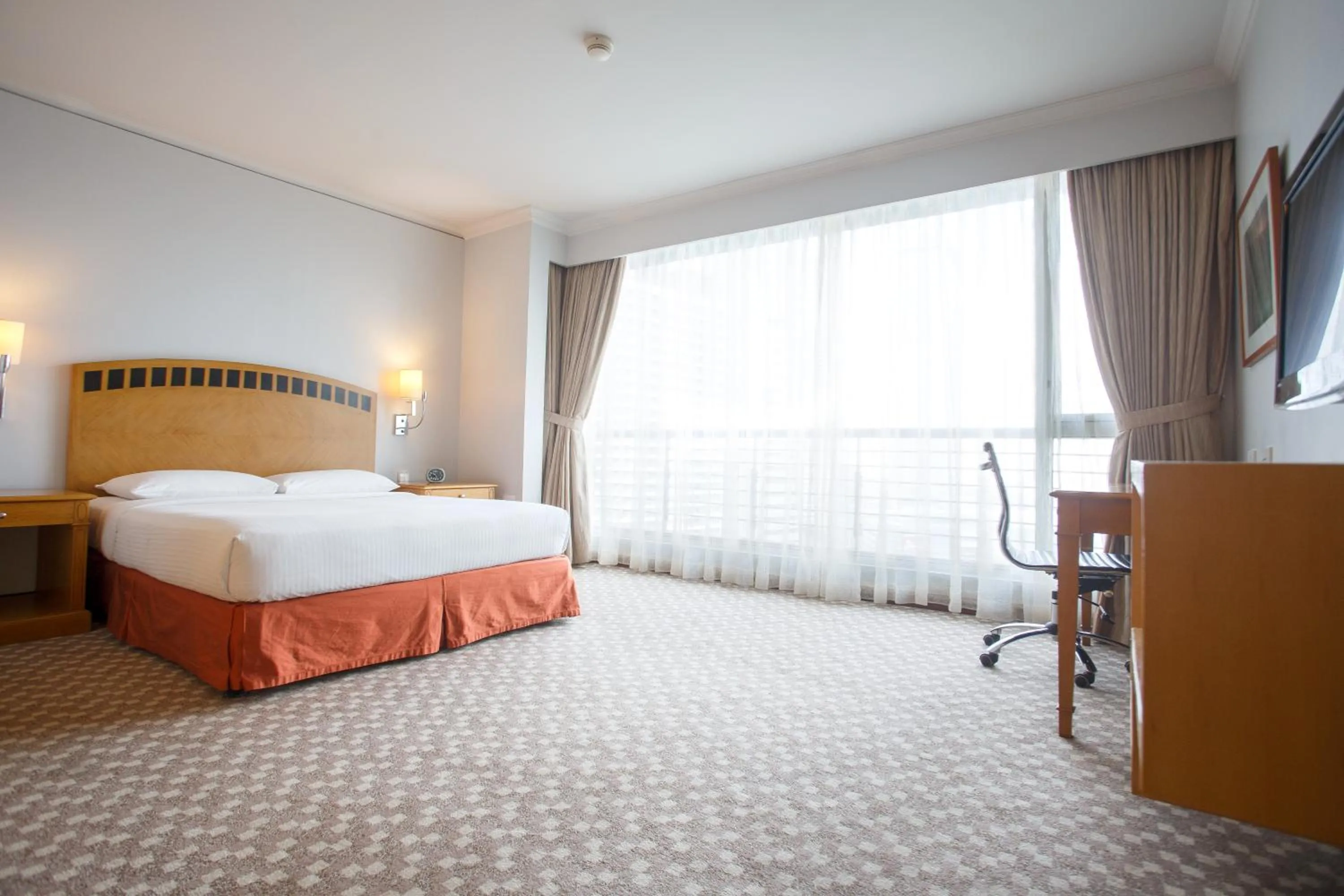 Bedroom, Bed in The Linden Suites