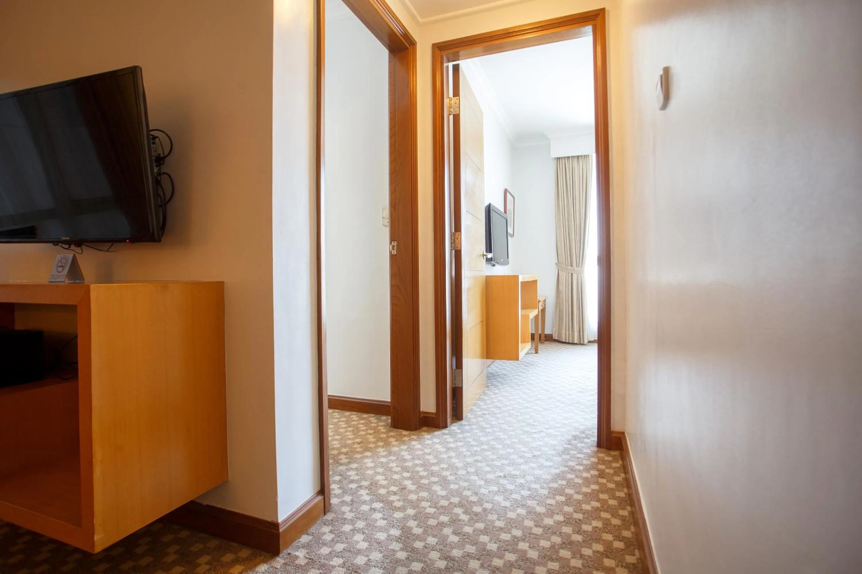 Area and facilities in The Linden Suites