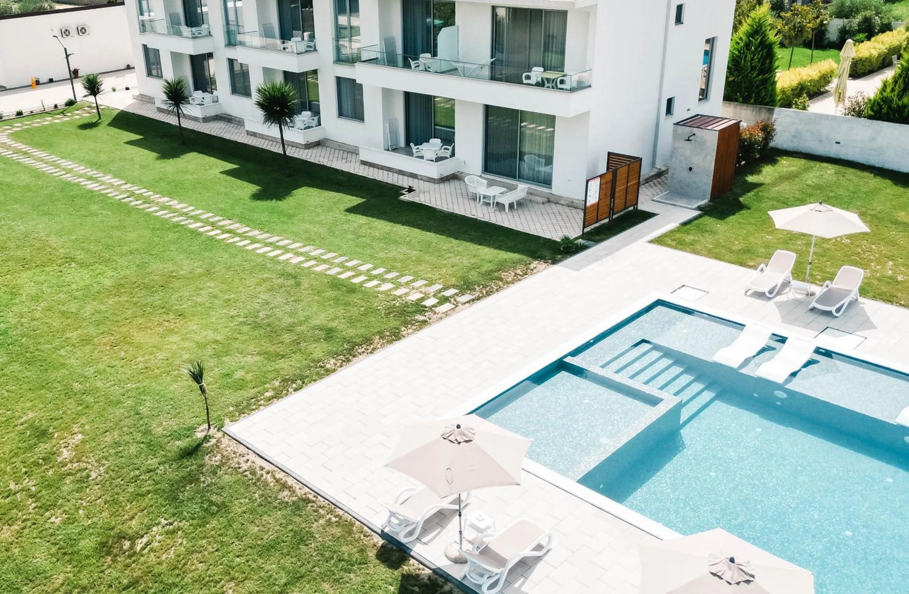 Deluxe Double Room with Extra Bed in Apartments Antique