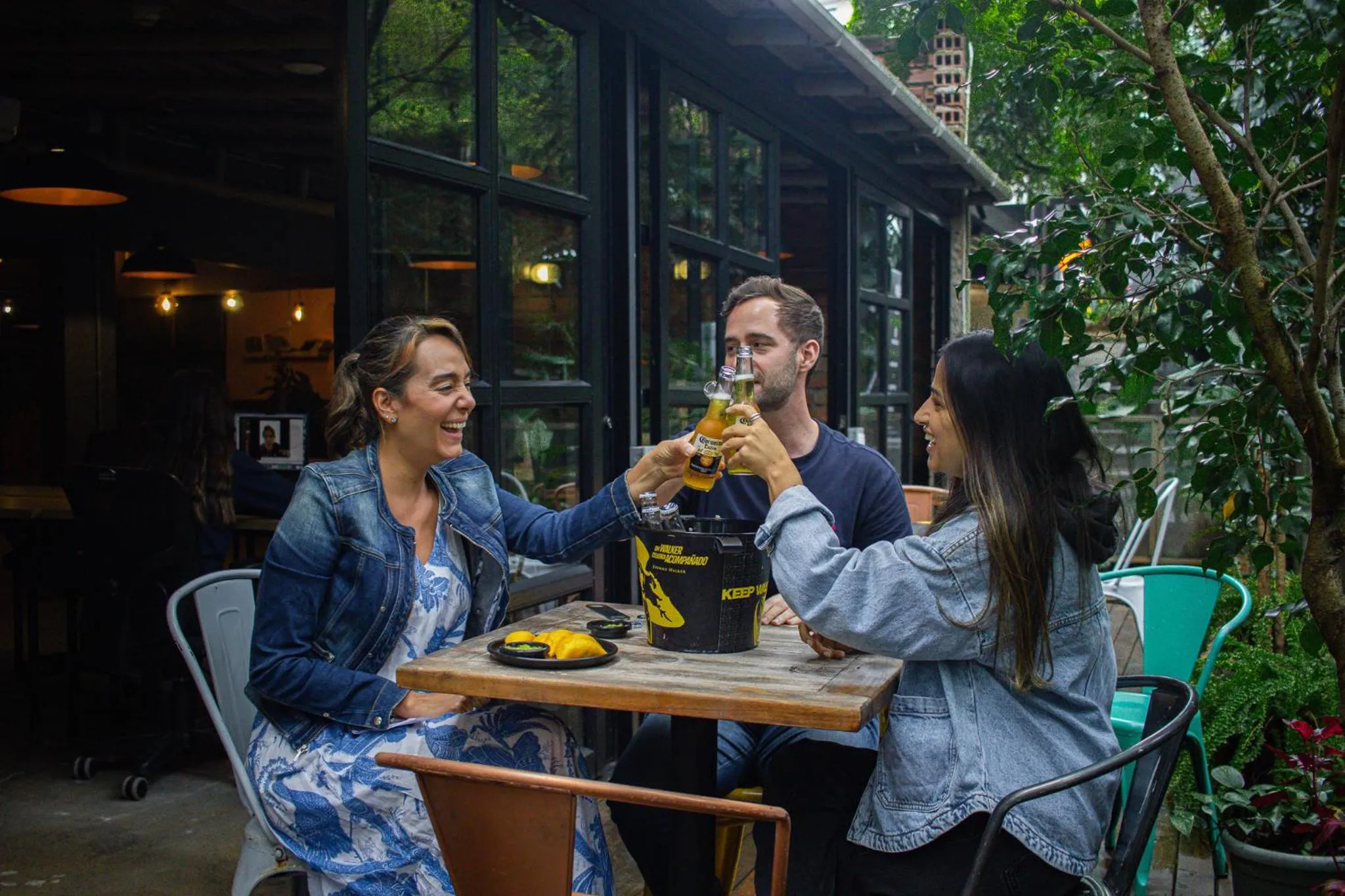 Guests in Socialtel Medellin