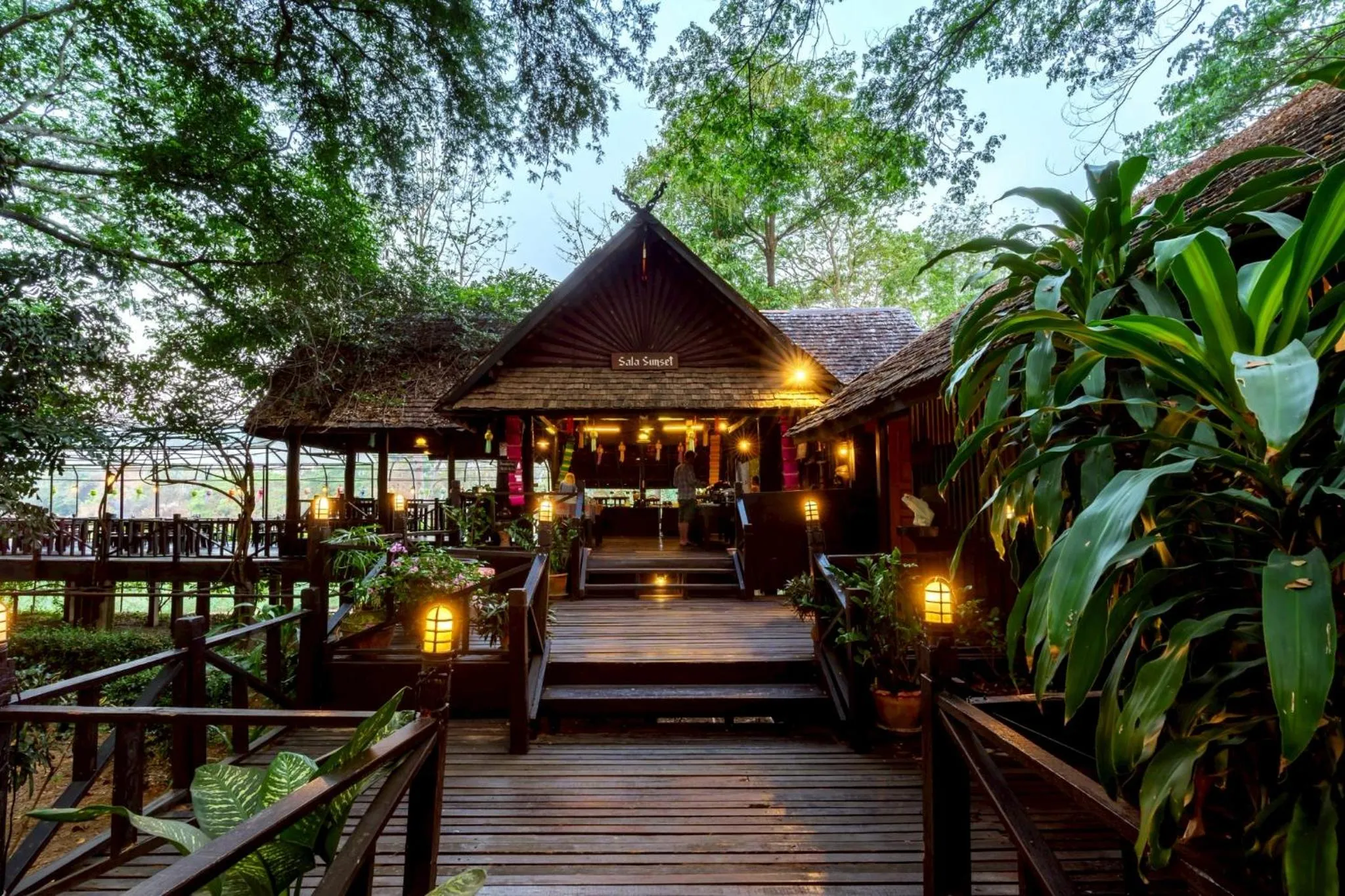 Restaurant/places to eat in Lampang River Lodge