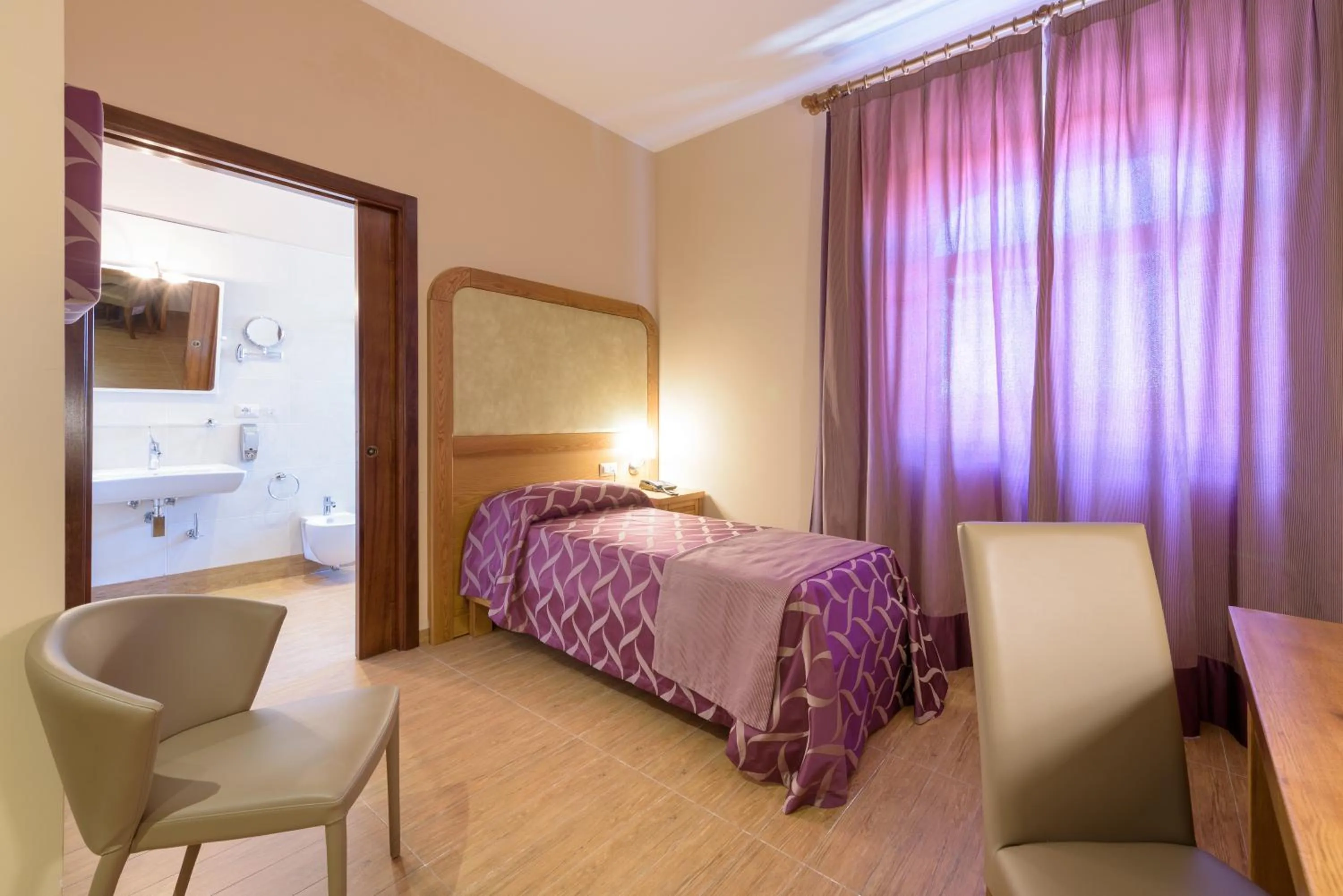 Photo of the whole room in Leone de Castris Wine Hotel