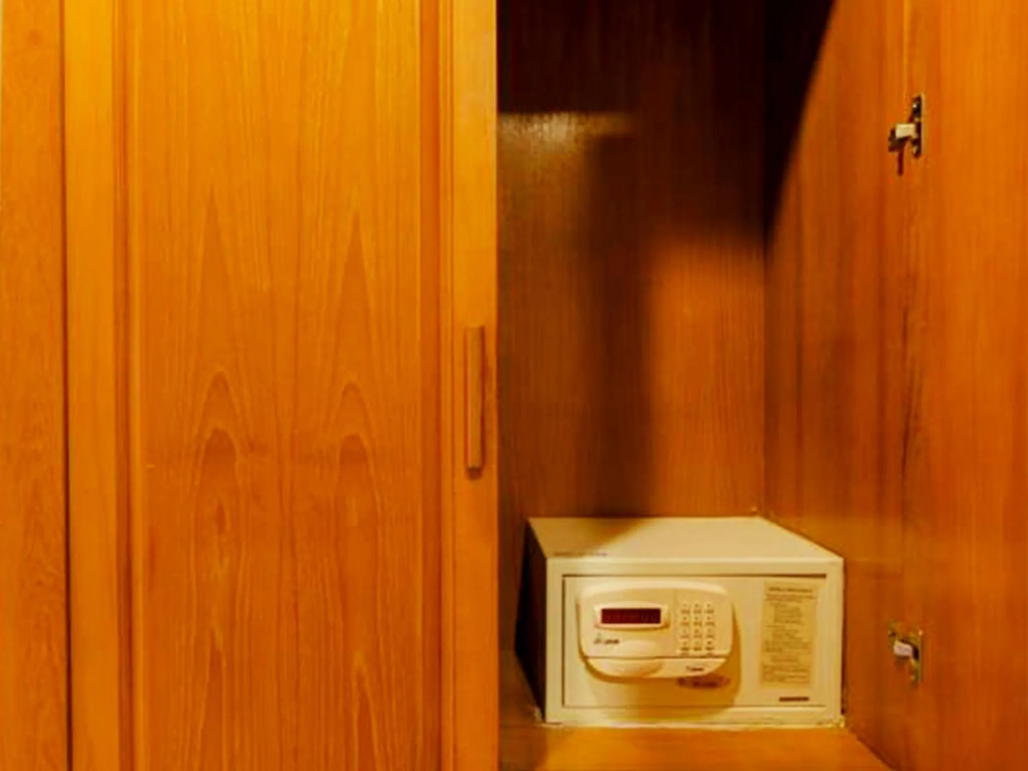 Other, TV/Entertainment Center in Khaolak Mohin Tara Resort - SHA Certified