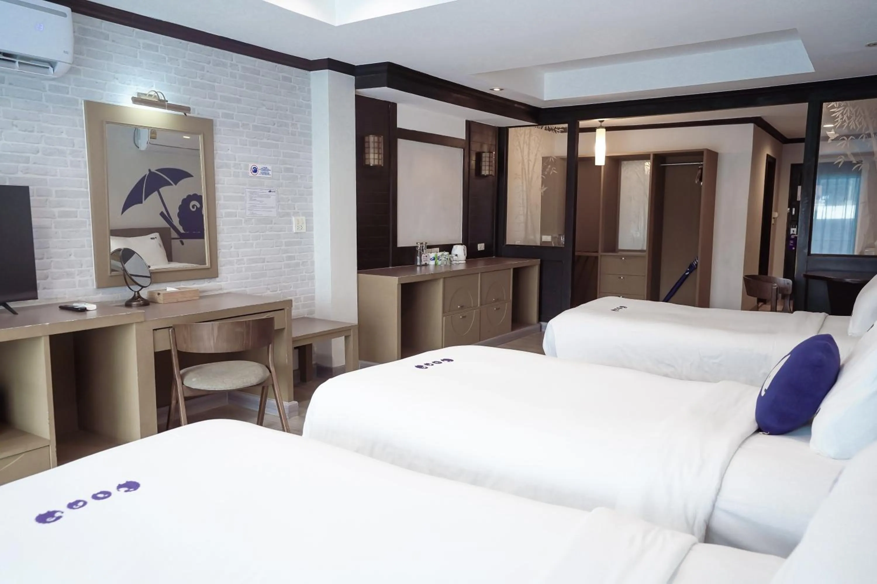 Bedroom, Bed in Kokotel Phuket Patong