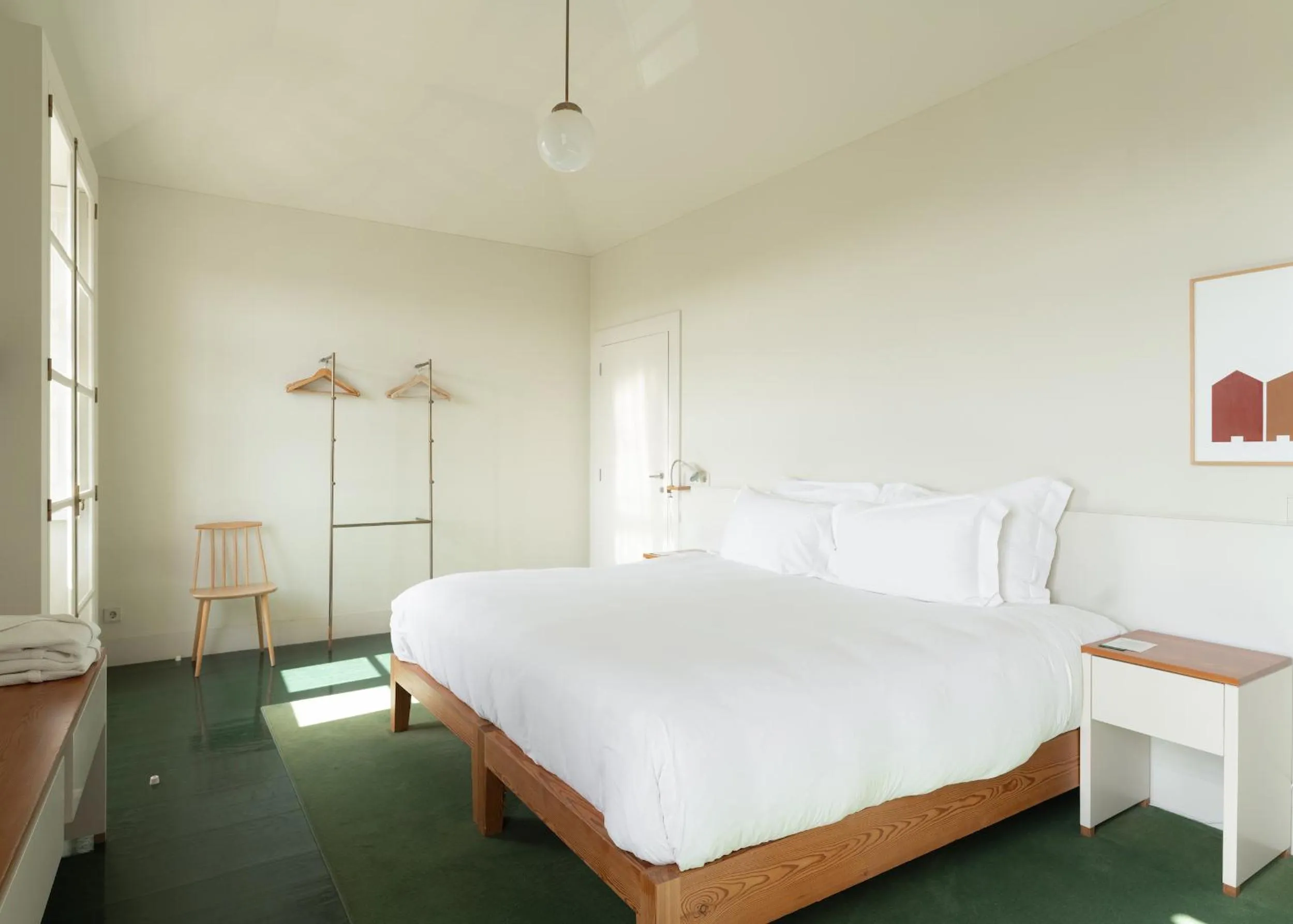 Bed in Duas Portas Townhouse