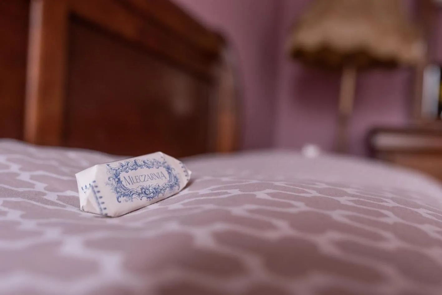 Decorative detail, Bed in Hostel, Pokoje gościnne Mleczarnia - Ozonowane