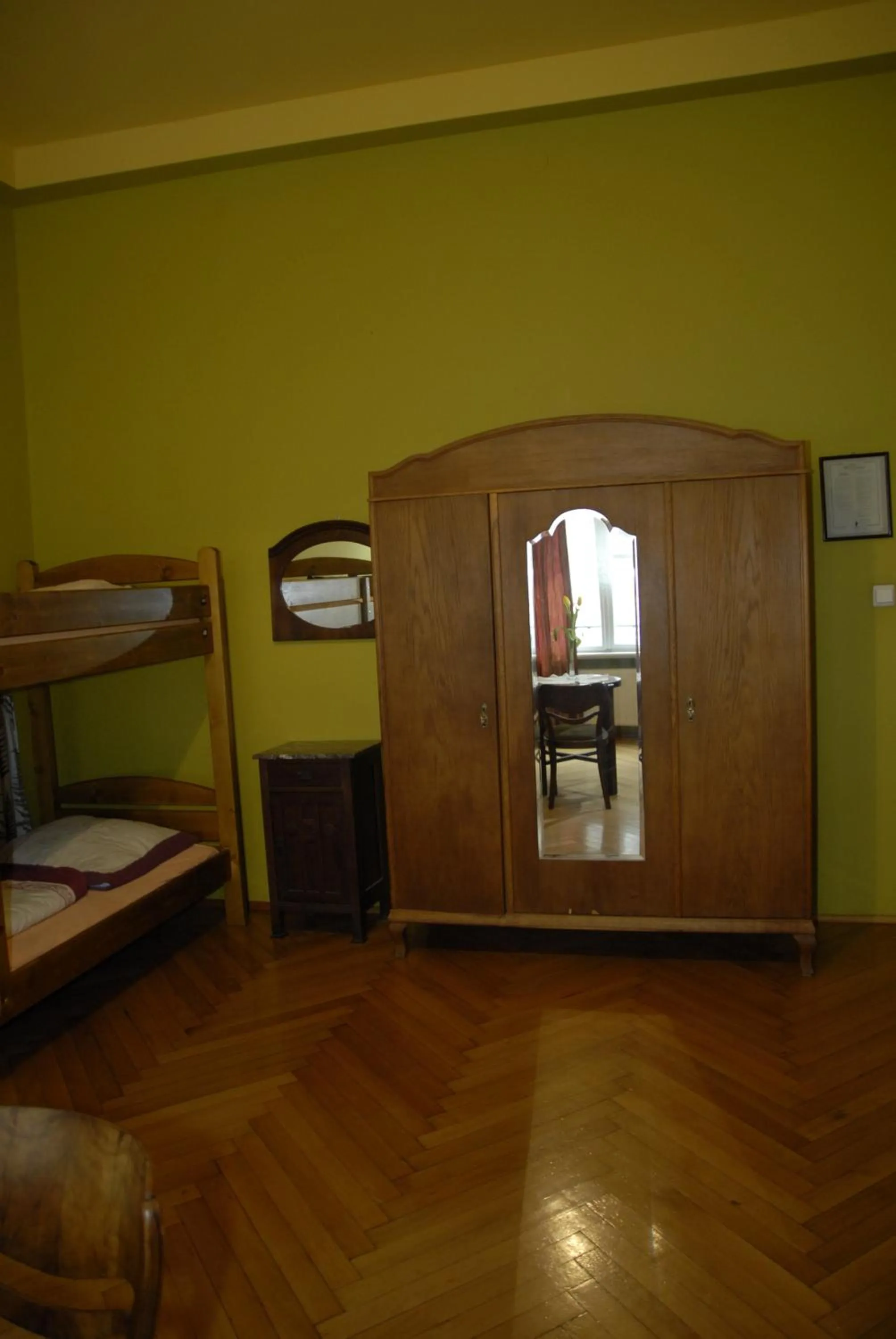 bunk bed, Bed in Hostel, Pokoje gościnne Mleczarnia - Ozonowane
