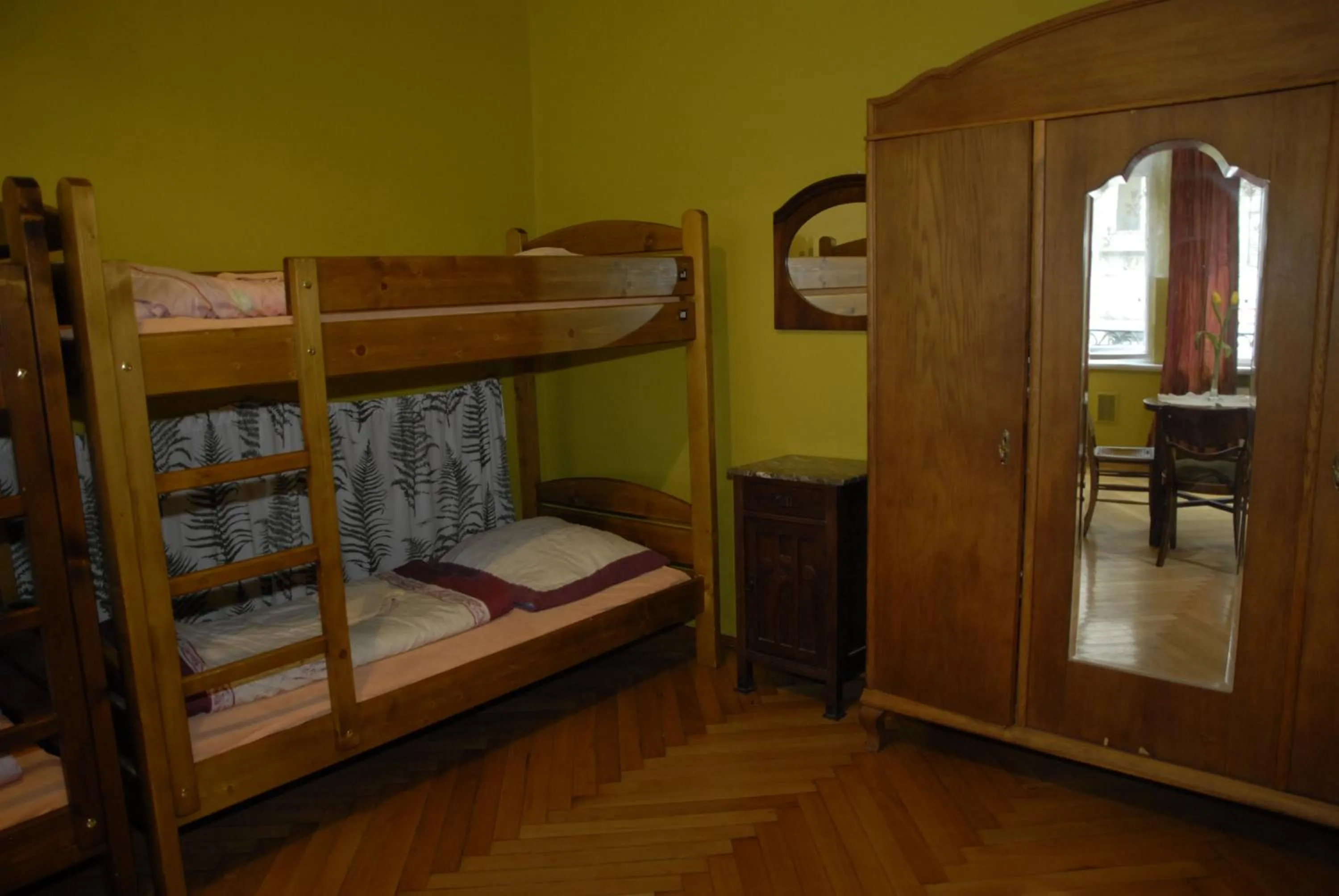 bunk bed, Bed in Hostel, Pokoje gościnne Mleczarnia - Ozonowane