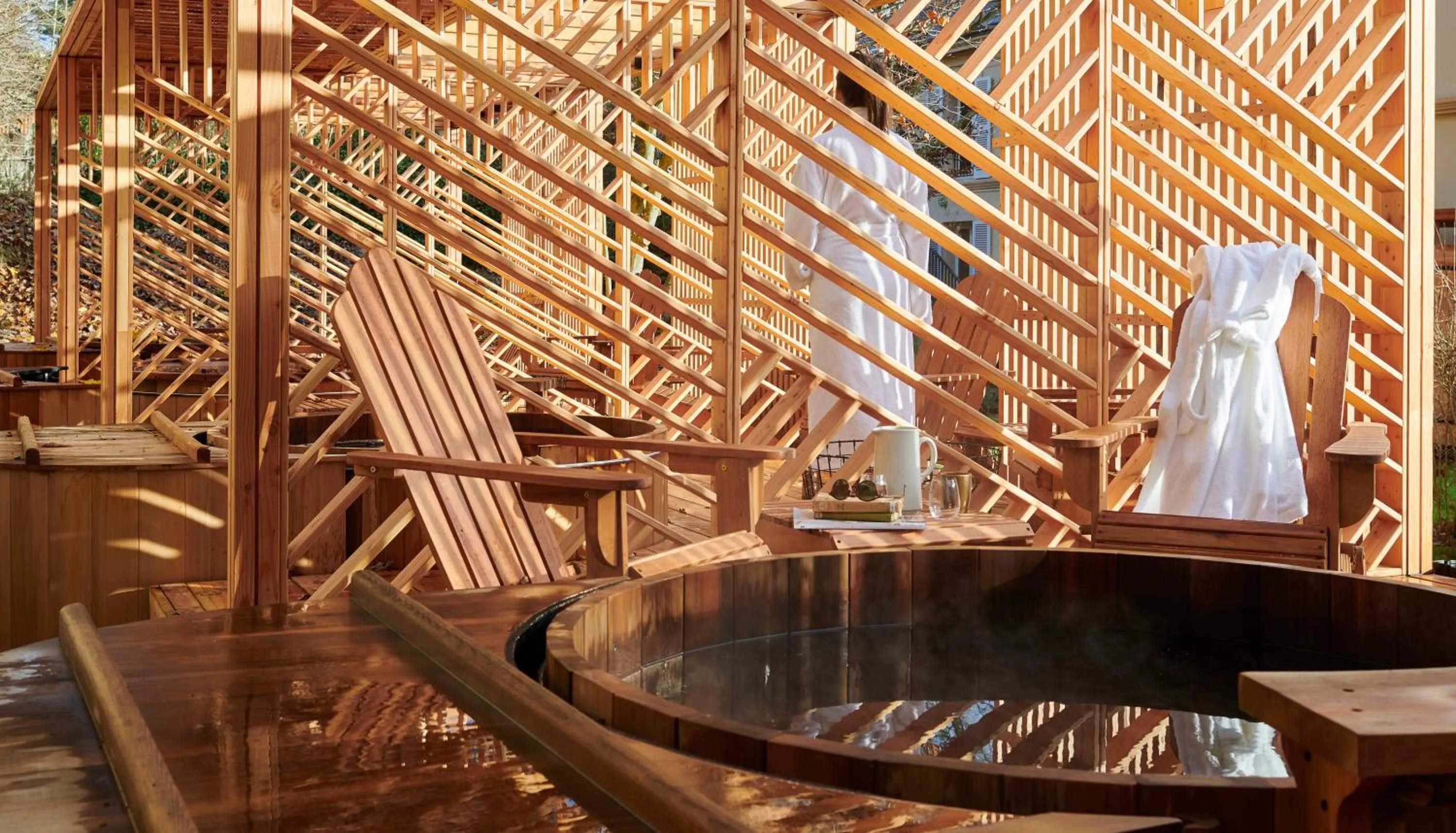 Open Air Bath in Maison du Val - Les Maisons de Campagne