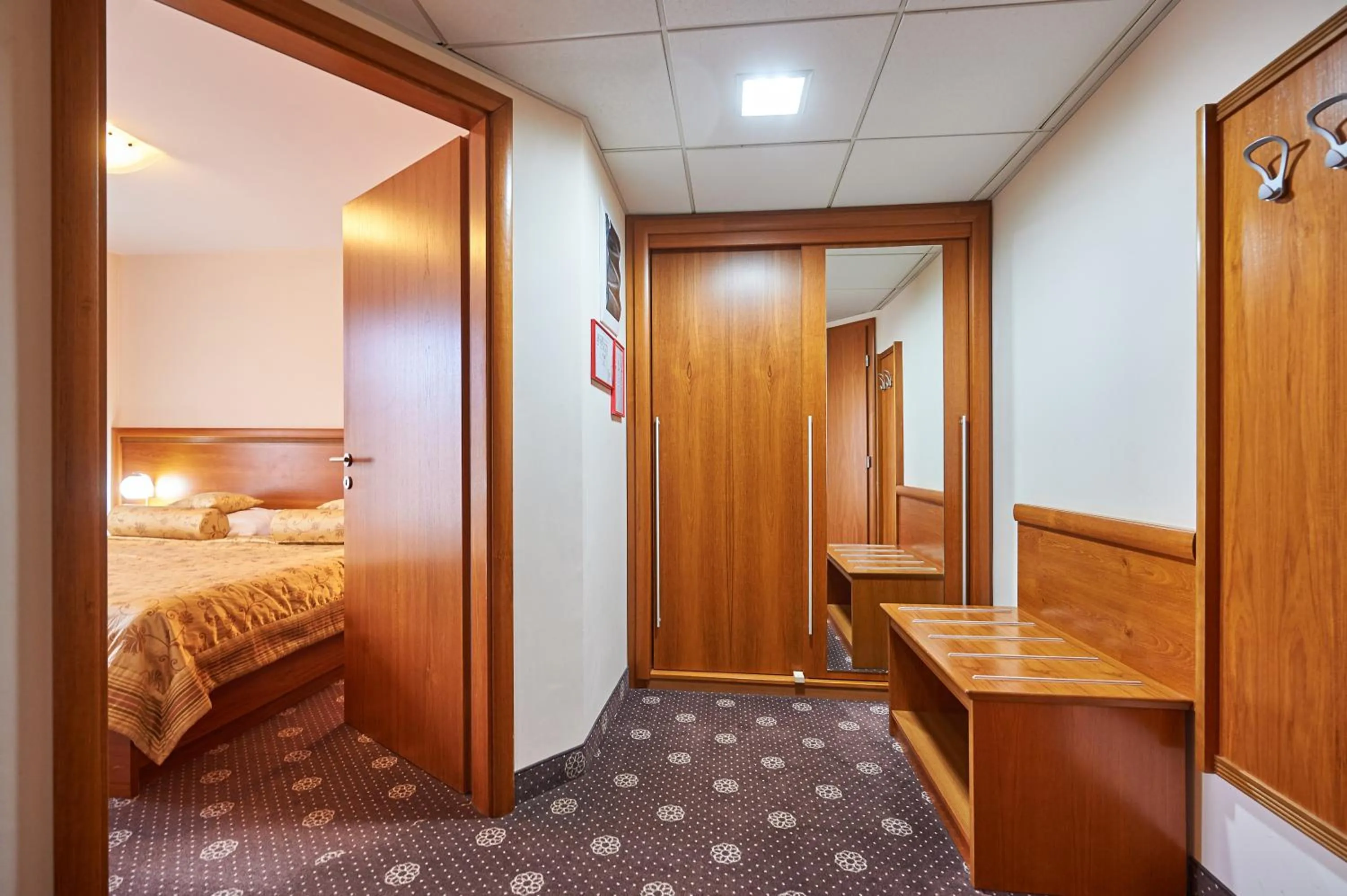 Bedroom, Bed in Hotel Korosica