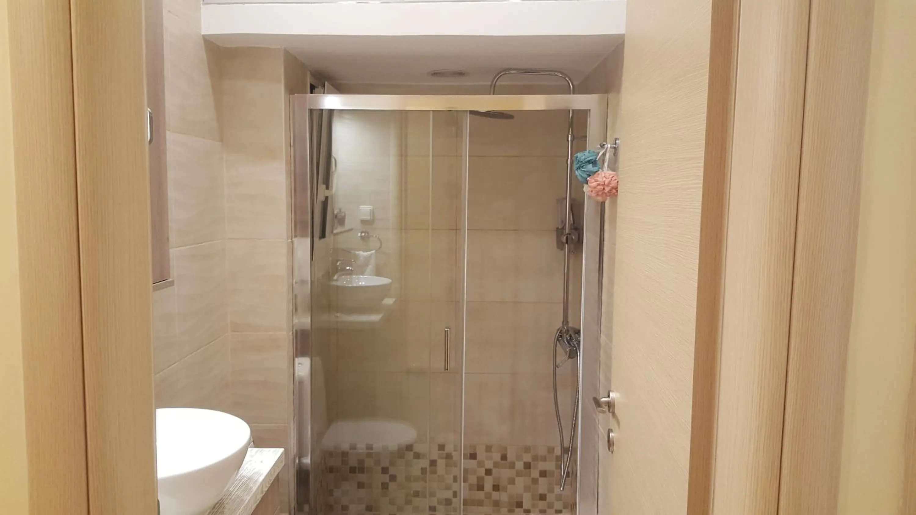 Shower in Zoe's Studio