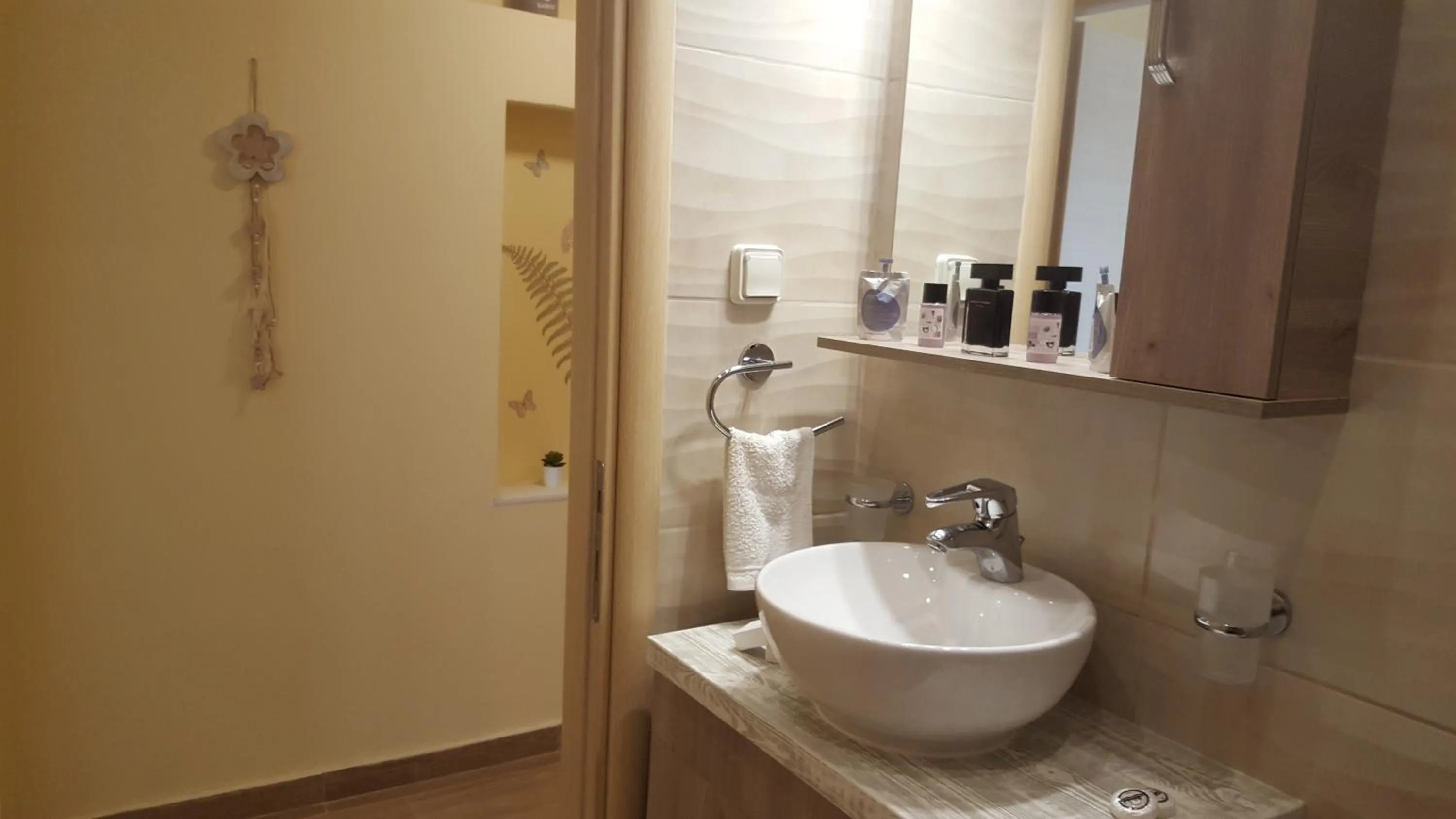 Bathroom in Zoe's Studio