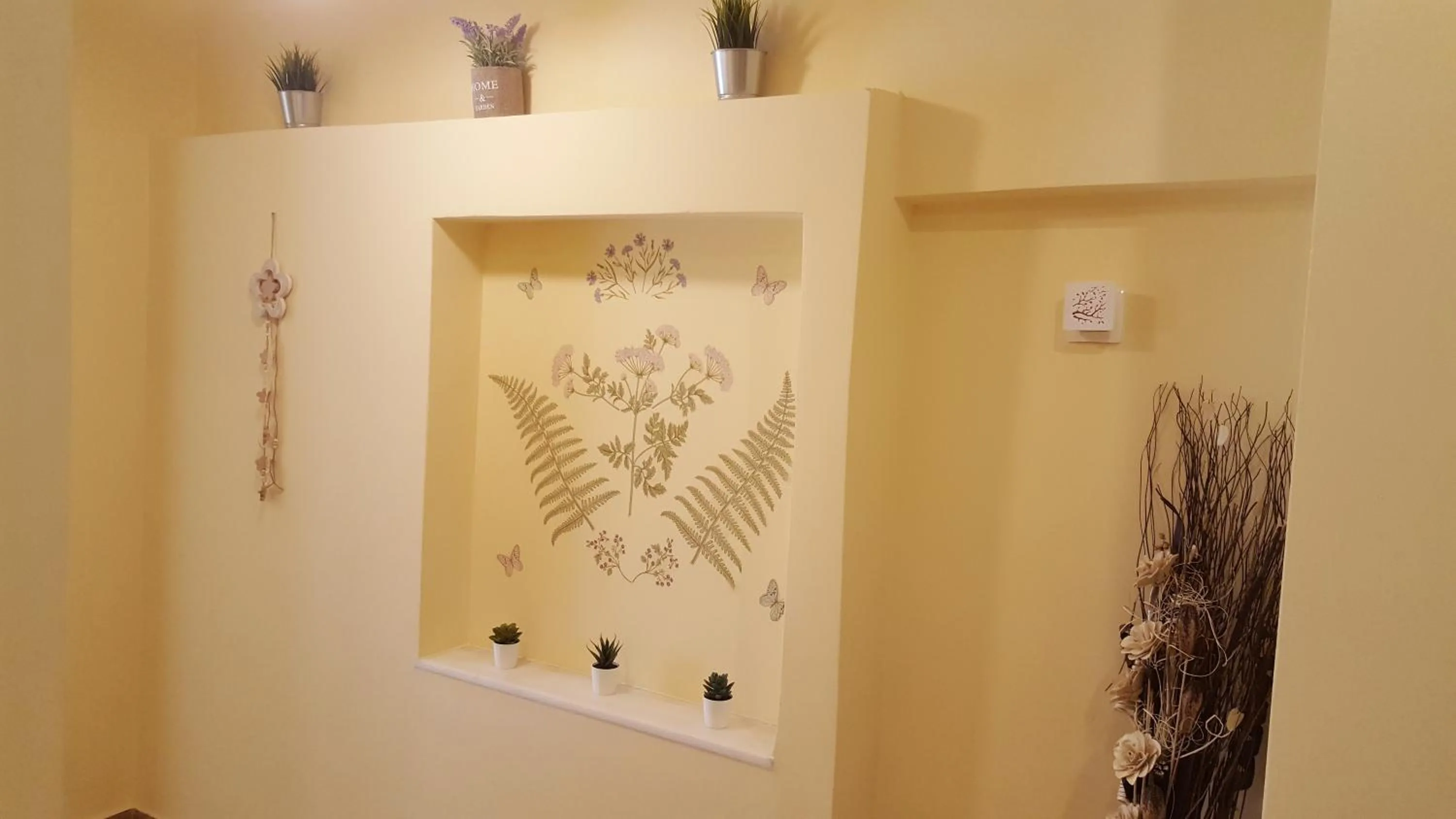 Decorative detail in Zoe's Studio