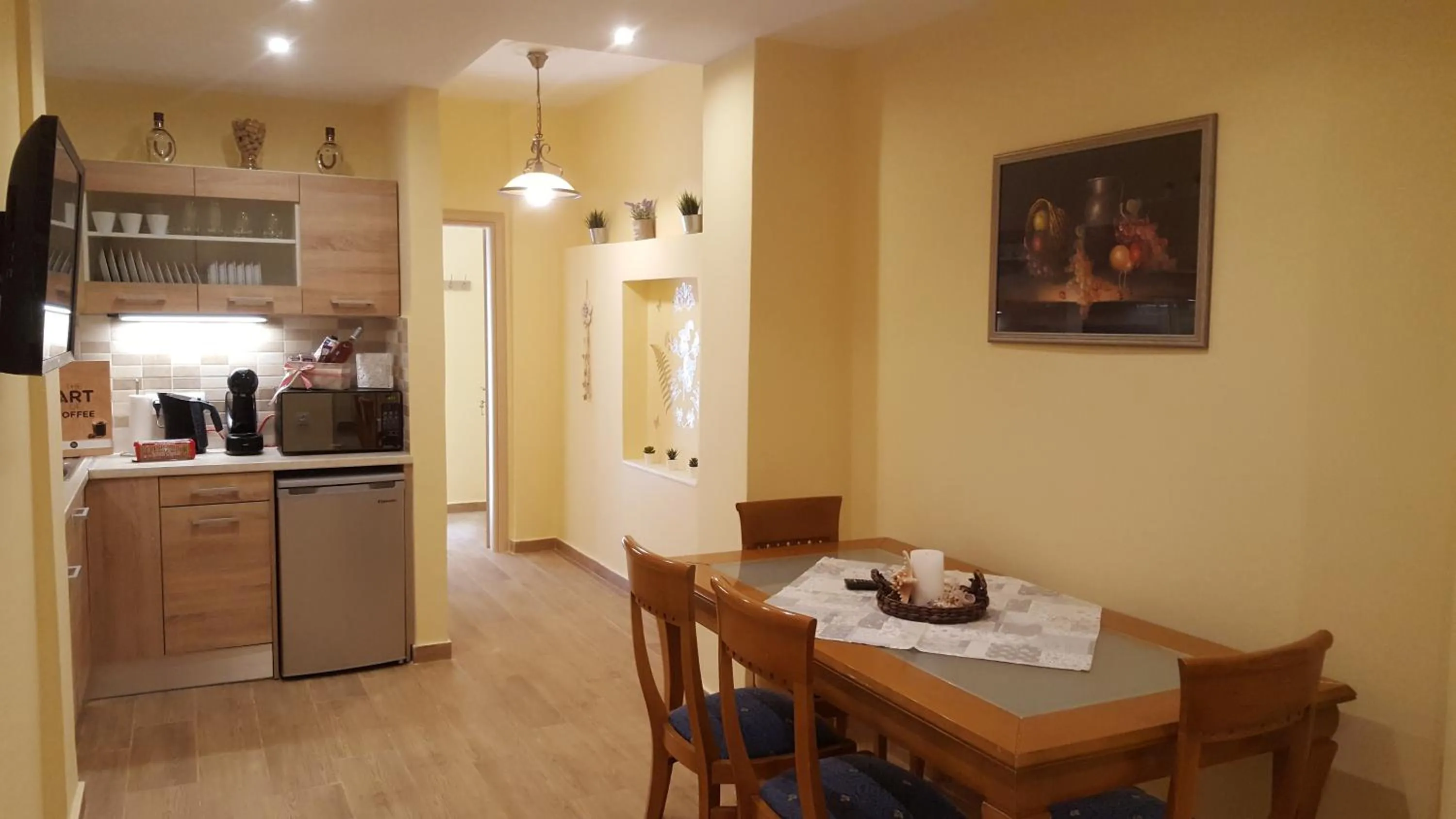 Kitchen or kitchenette in Zoe's Studio