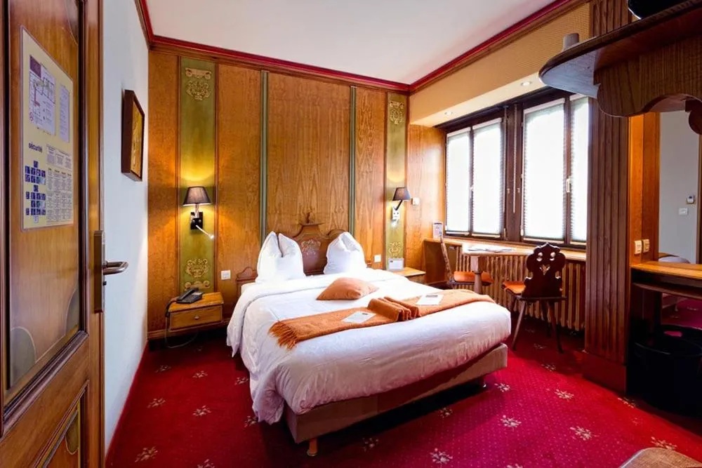 Photo of the whole room, Bed in Hotel - Restaurant Le Cerf & Spa