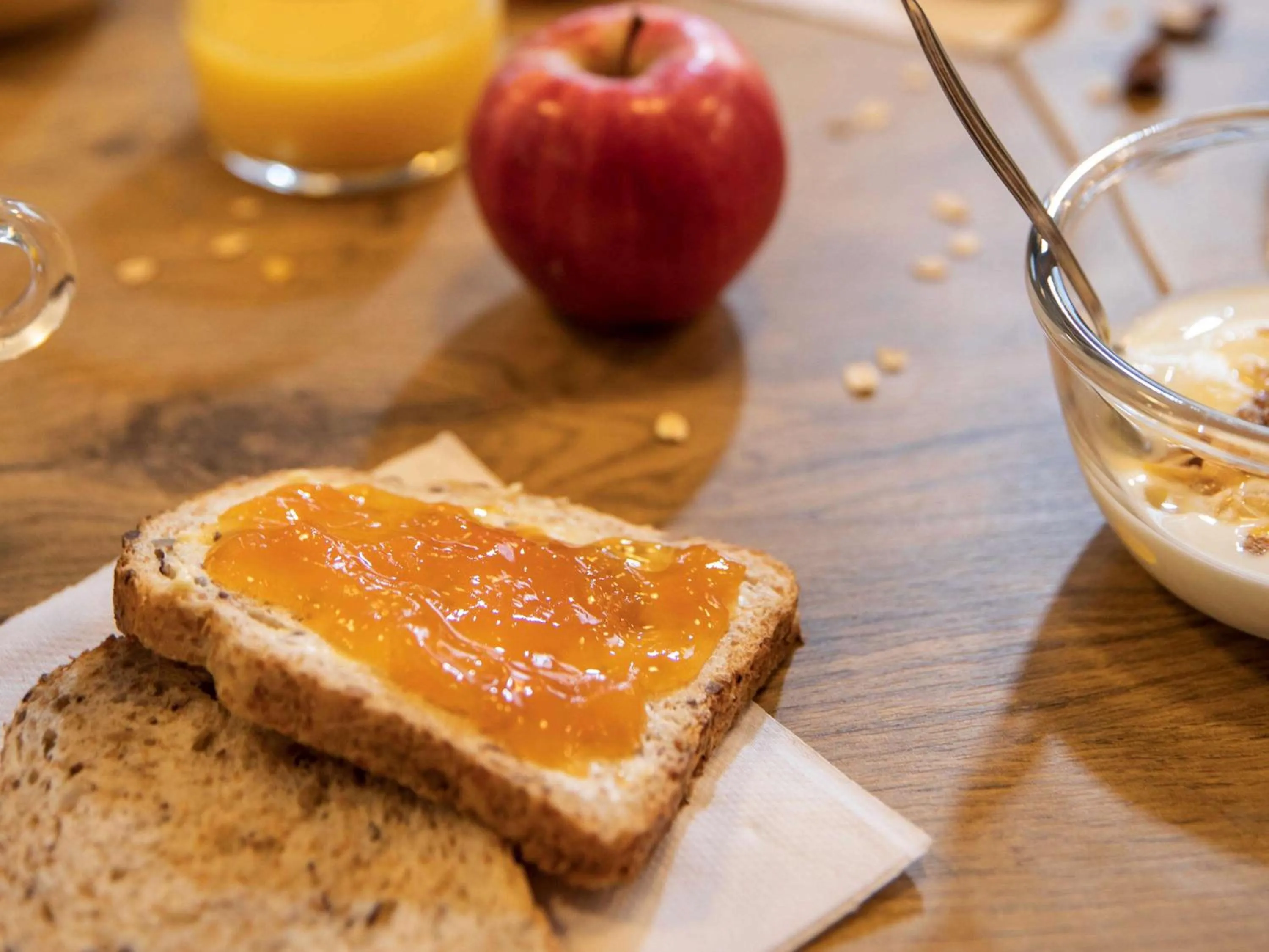 Restaurant/places to eat in hotelF1 Avranches Baie Du Mont Saint Michel