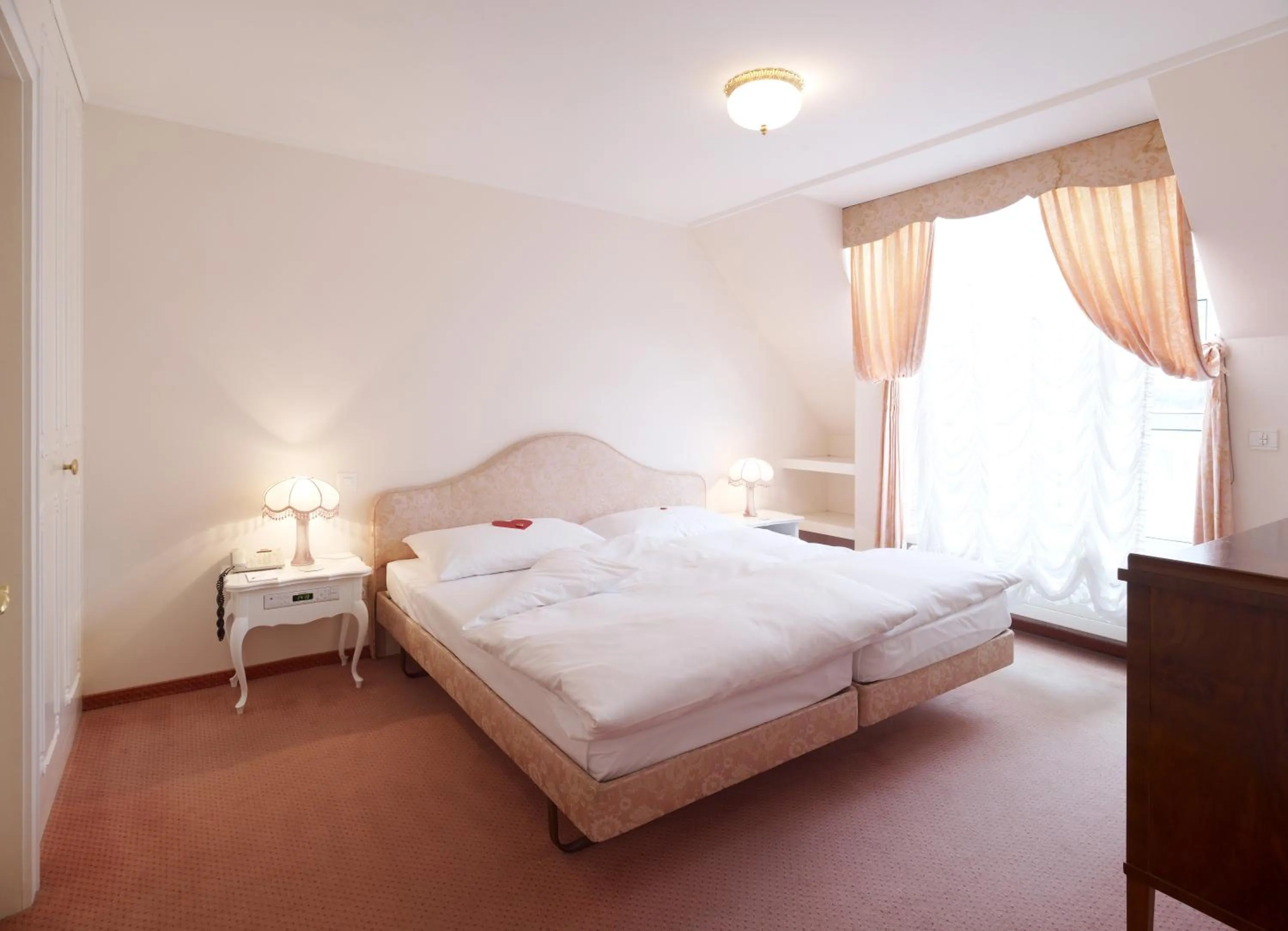 Bedroom in Hotel Mozart