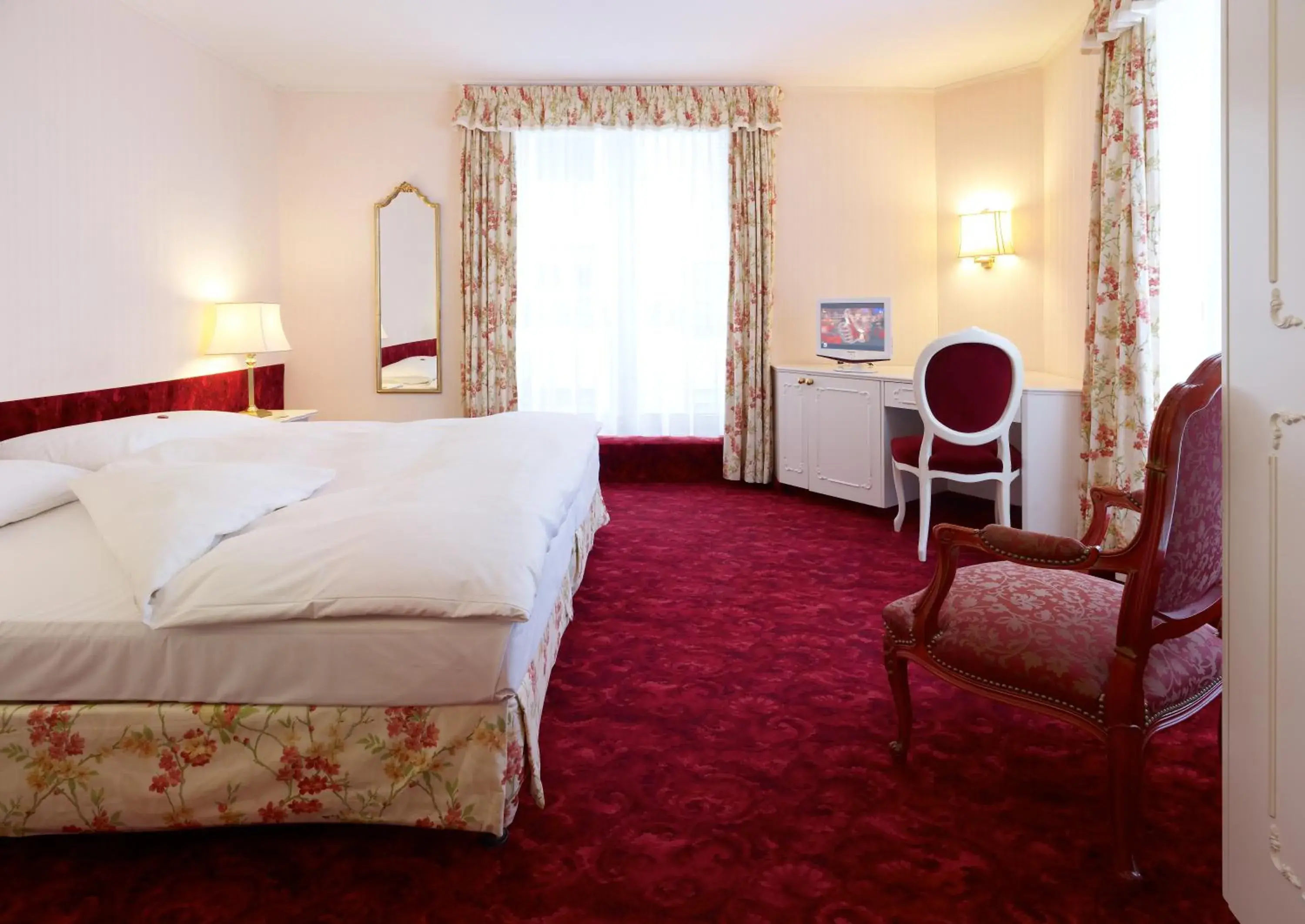 Double Room - single occupancy in Hotel Mozart Double Room - single occupancy in Hotel Mozart